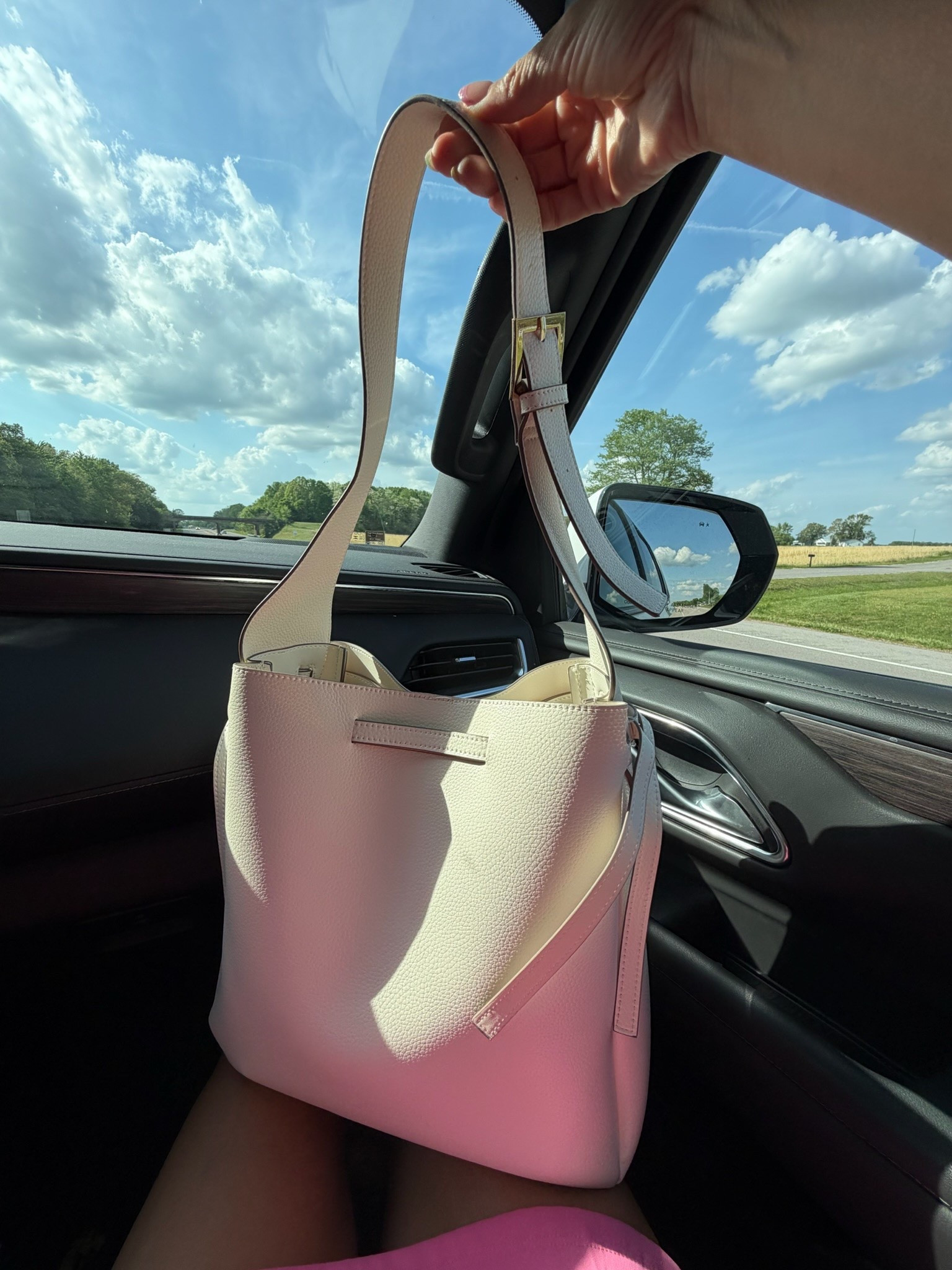 this bag has been so good for everyday 🤍

fits all my essentials and goes with everything 🫶



summer outfits, affordable, accessories, leather bag, target, carla.bushey

#LTKSeasonal #LTKdayinmylife