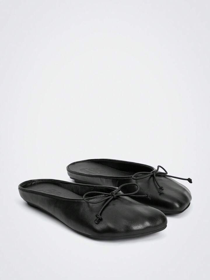 Maija Women's Fashion Personalized Flat Toe-Shaped Slip-On Slippers | SHEIN