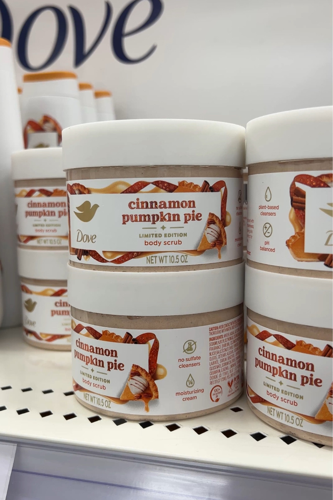 Smell like cinnamon pumpkin pie with Dove’s limited edition body scrub! 

They have the corresponding body wash as well! 



#LTKSeasonal #LTKBeauty