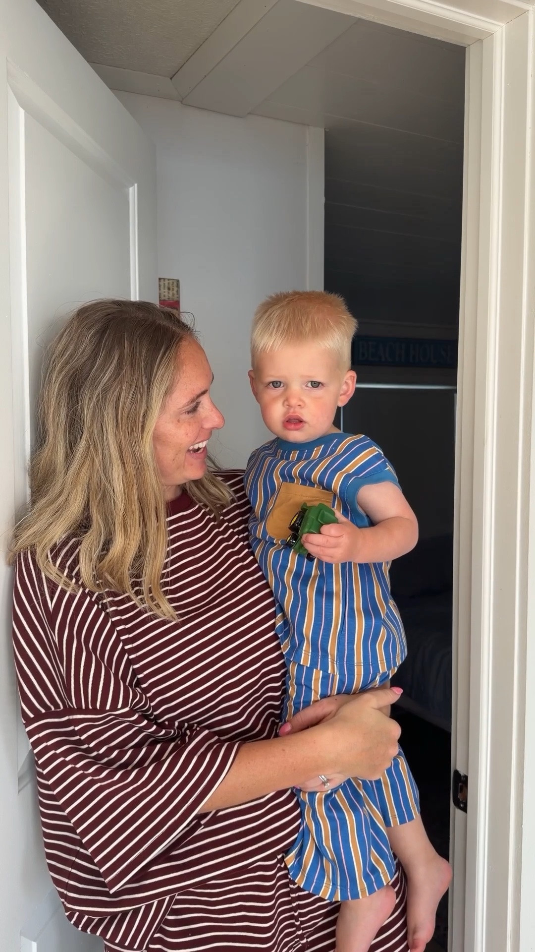 Morning VLOG at my parents cottage! It’s marathon weekend!! I’m loving stripes right now so I got both Ollie and My set from @Nordstrom #NordstromPartner

#LTKdayinmylife #LTKootd #LTKmomlife