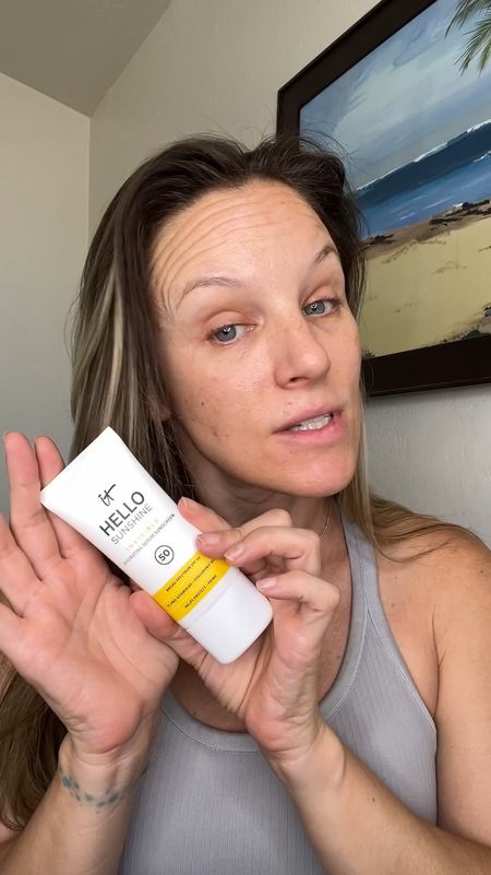 Hydrating serum  sunscreen that also axes and make up primer #itcosmetics #serumsunscreen #spf50 

#LTKbeauty