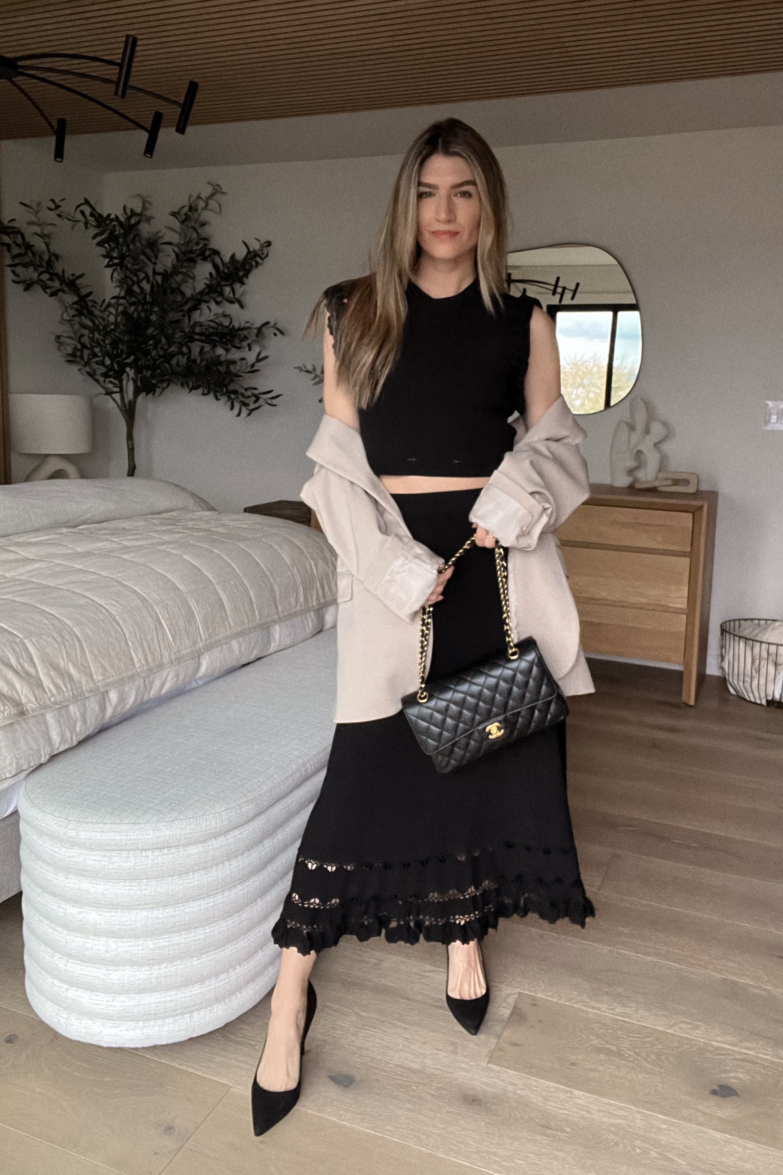 30 DAYS OF STYLING WHAT I OWN // DAY 4 of 30 : black on black ulla two piece fit for a sprinkle 

#LTKshoecrush #LTKparties #LTKstyletip