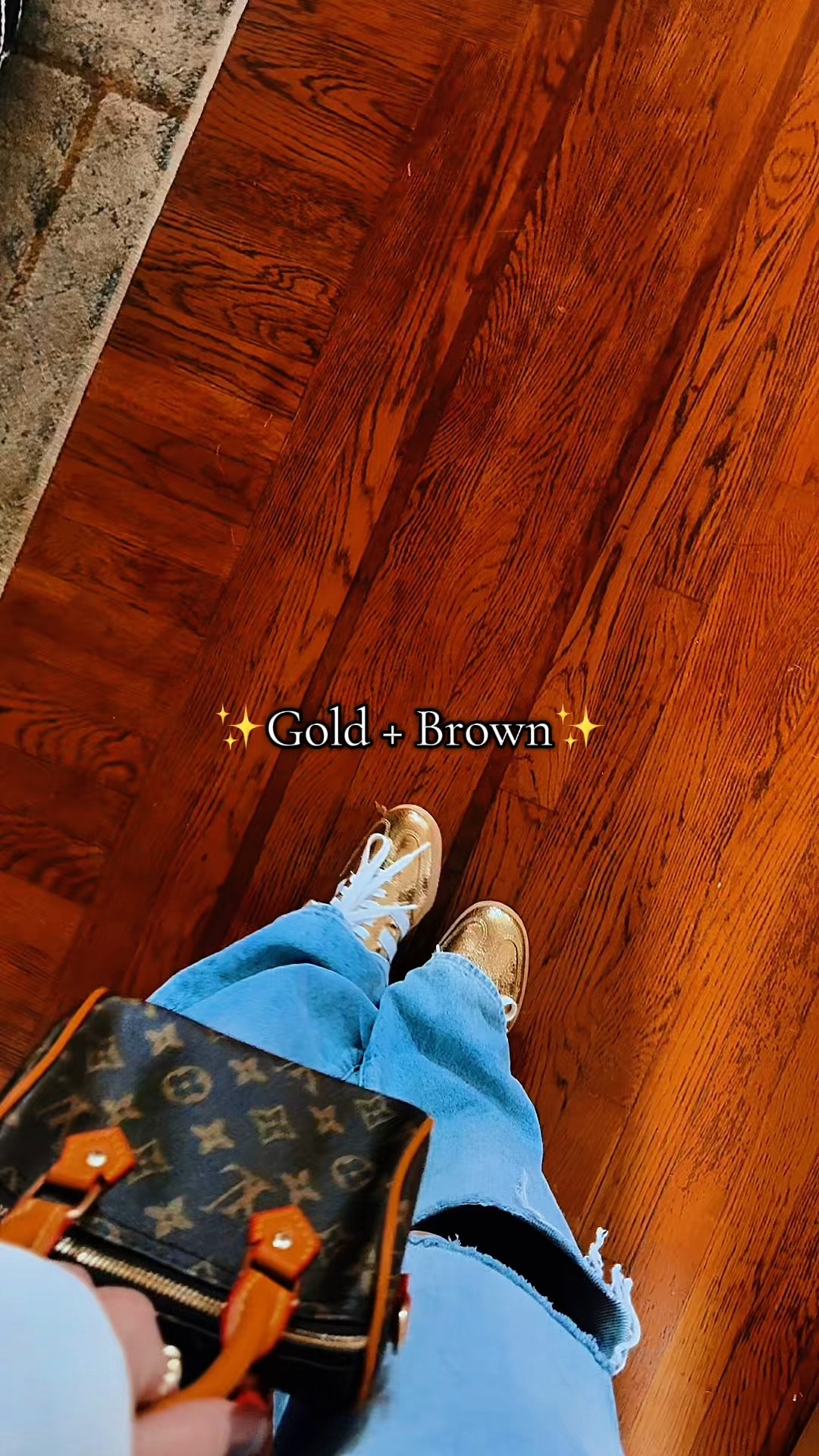 Gold + brown 

#LTKgrwm #LTKmomlife #LTKootd