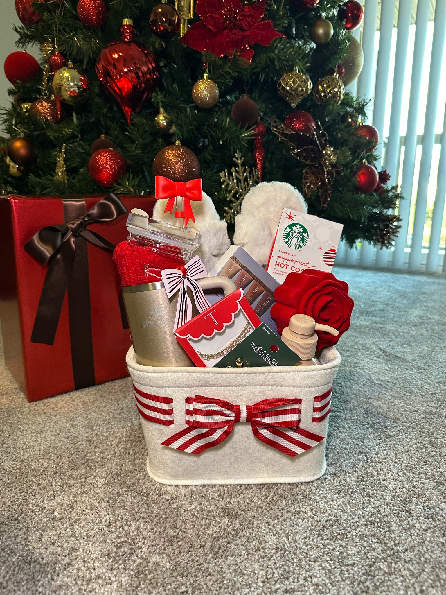 Burr basket 

#LTKGiftGuide #LTKSeasonal #LTKHoliday