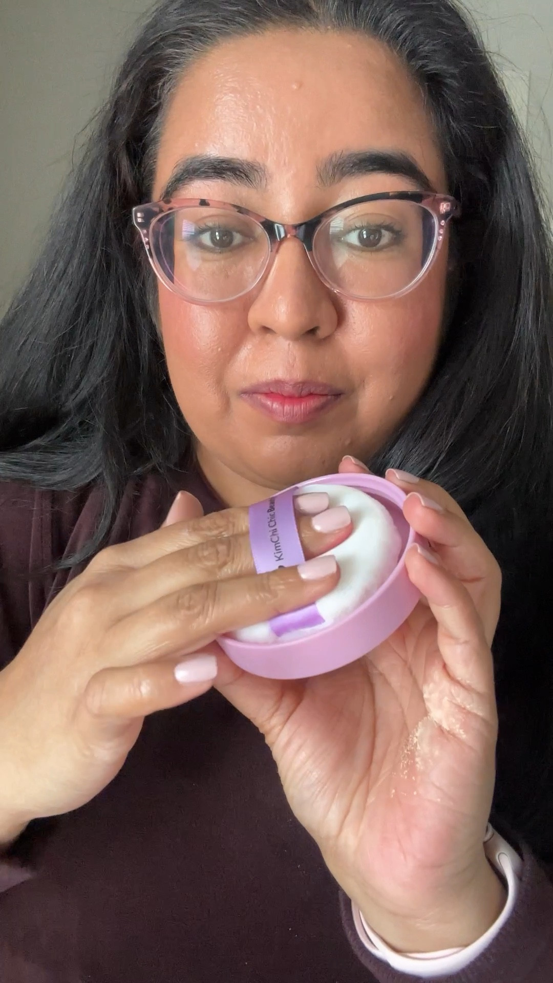 This viral setting powder is so finely milled and comes in a ton of shades! I’m using shade peachy. Can be used to set and bake your makeup look 

#LTKfindsunder50 #LTKbeauty #LTKstyletip