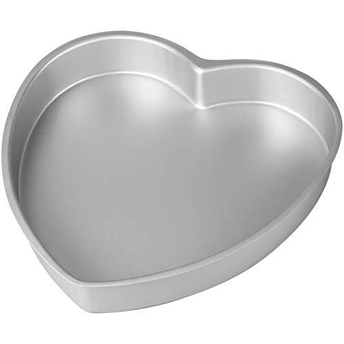 Wilton Decorator Preferred Heart Cake Pan, 6 x 2-Inch, Aluminum | Amazon (US)