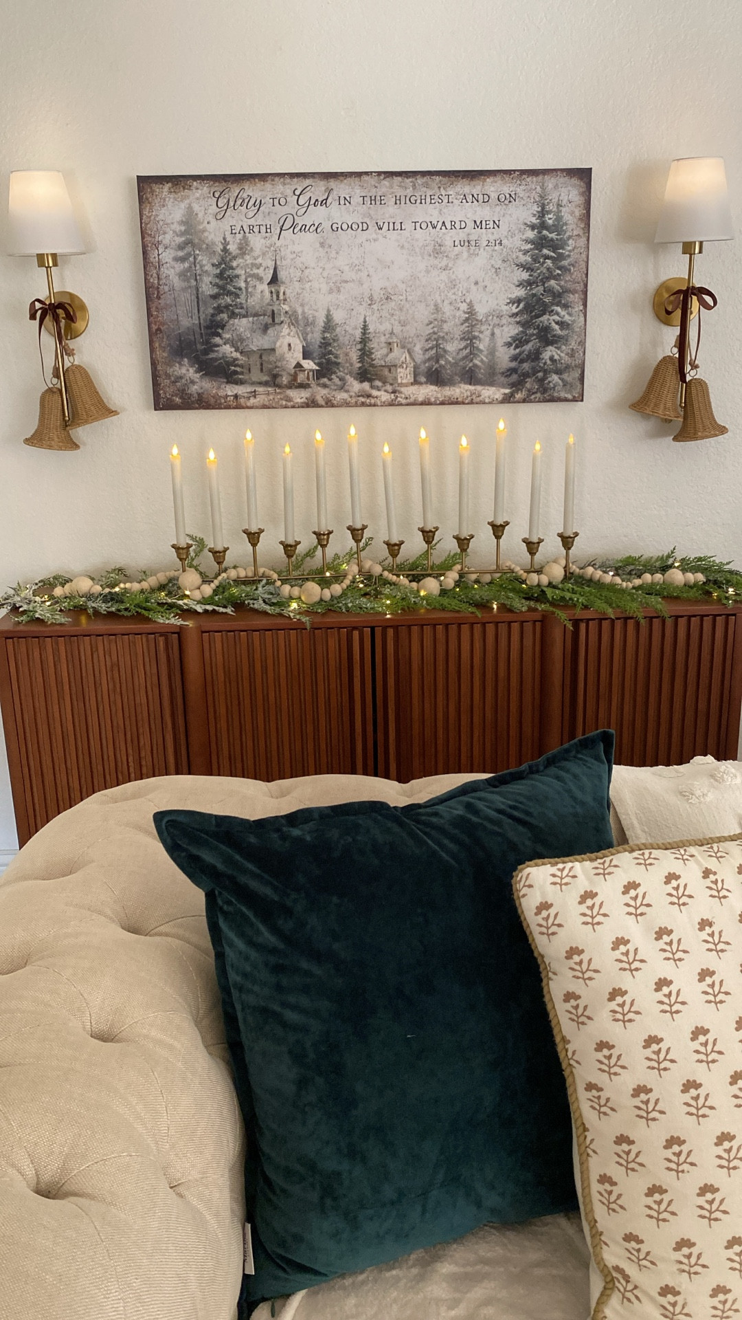 Styling my home for Christmas!


#LTKSeasonal #LTKHome #LTKHoliday