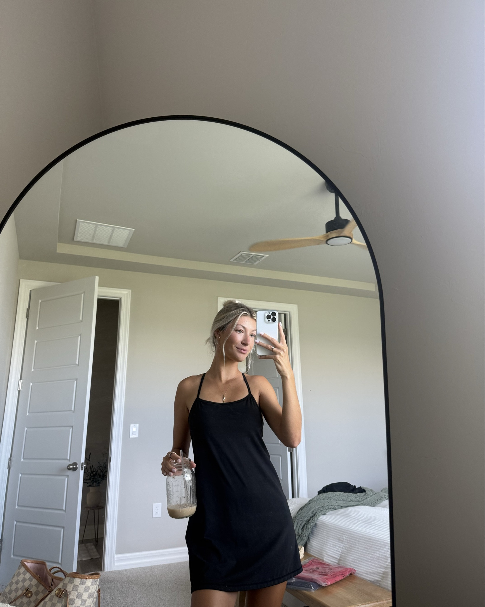 Black dress 🖤 

#dress #summer 

#LTKBeauty #LTKStyleTip #LTKWorkwear