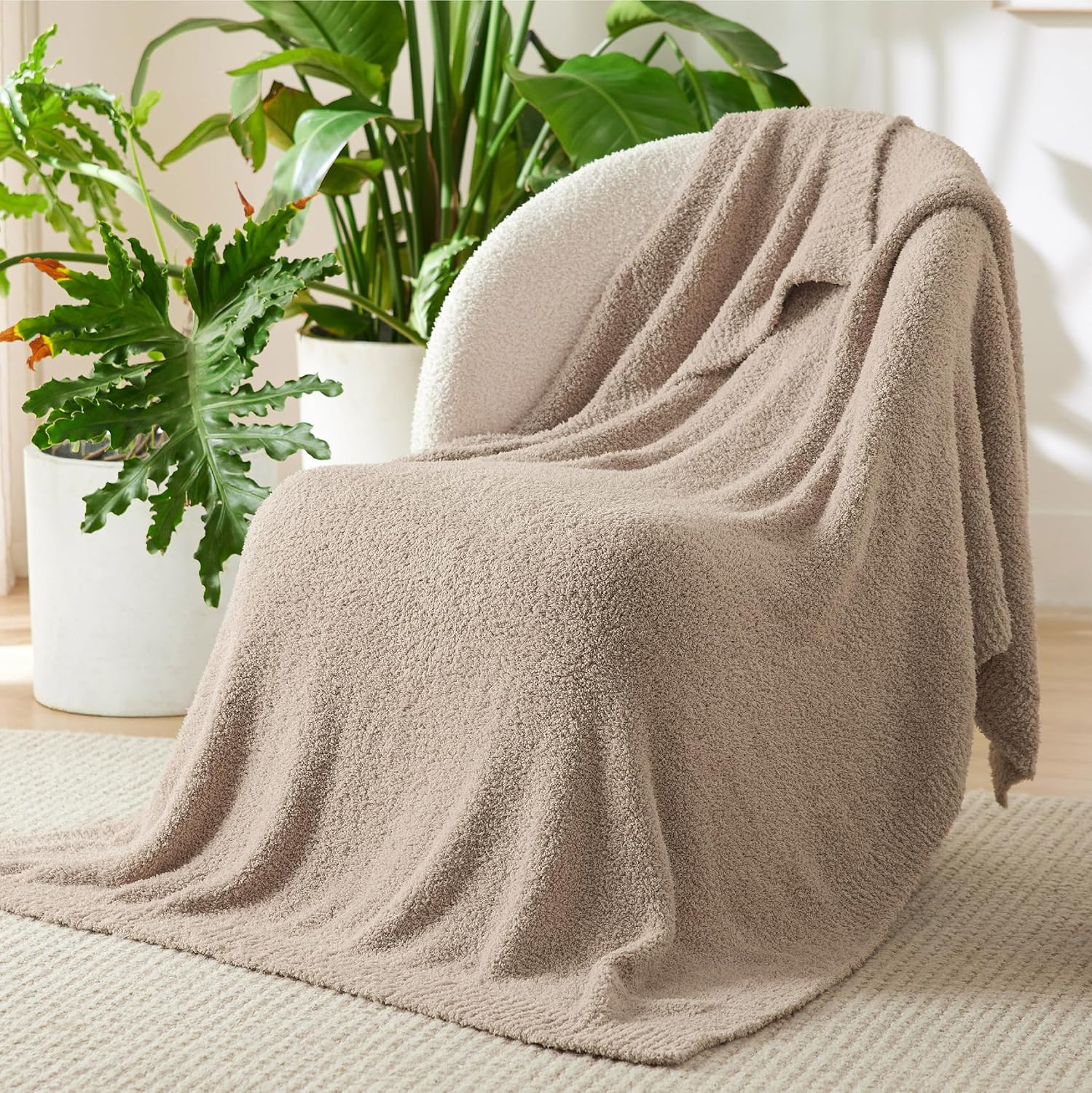 Bedsure Fall Throw Blanket for Couch - Super Soft, Cozy & Warm Fluffy Knit Blanket, Breathable, G... | Amazon (US)