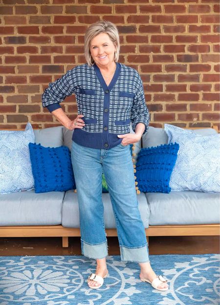  I love the large cuff style of these jeans; it reminds me of the 1950s when it was a “cool” statement. #walmartpartner  These jeans aren’t really cuffed; it is a sewn cuffs that can’t be un-cuffed. I’m wearing my usual size 8 in these jeans. @walmart
#walmart #walmartfashion #IYWYK 

#LTKunder50