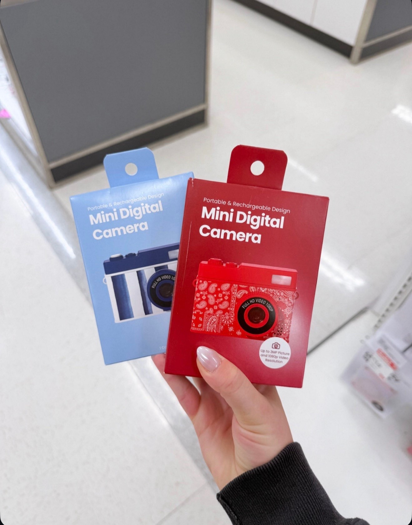 Obsessed with these mini digital cameras! Under $20 and they take the cutest pics! Linking all of the colors! 

#Target #TargetFinds #DigitalCamera #MiniCamera #Under20Finds 

 #LTKdayinmylife #LTKvlog #LTKTravel