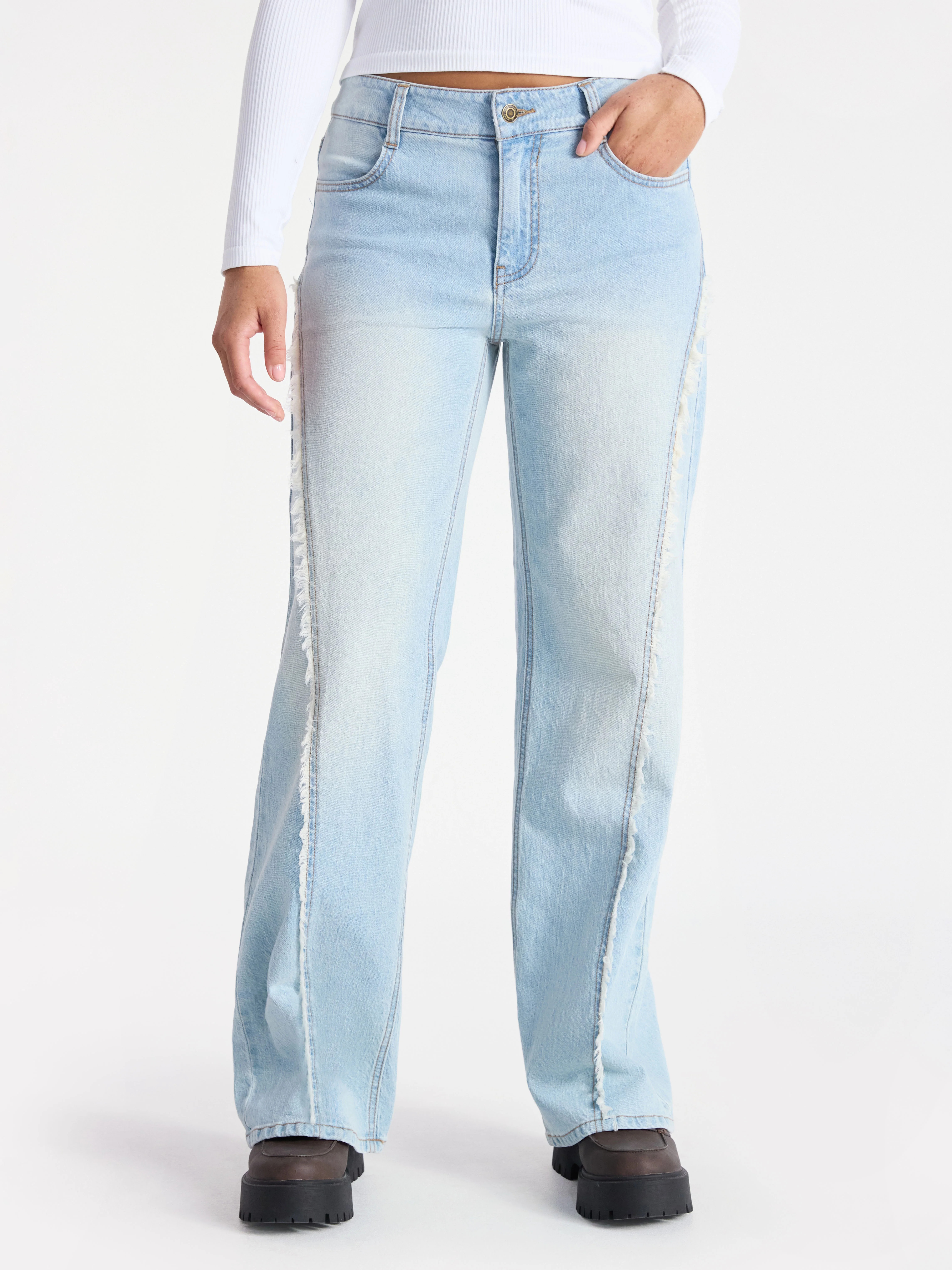 No Boundaries Baggy Wide Leg Jeans with Seams, 32" Inseam, Women's | Walmart (US)