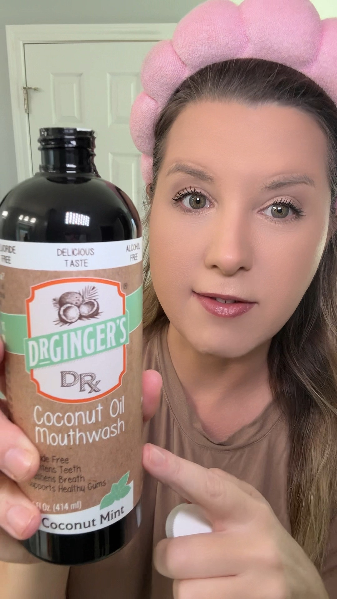 Who knew an oil pulling mouthwash could taste delicious???

@oilpulling #oilpullingmouthwash



#LTKselfcare #LTKgrwm #LTKdayinmylife