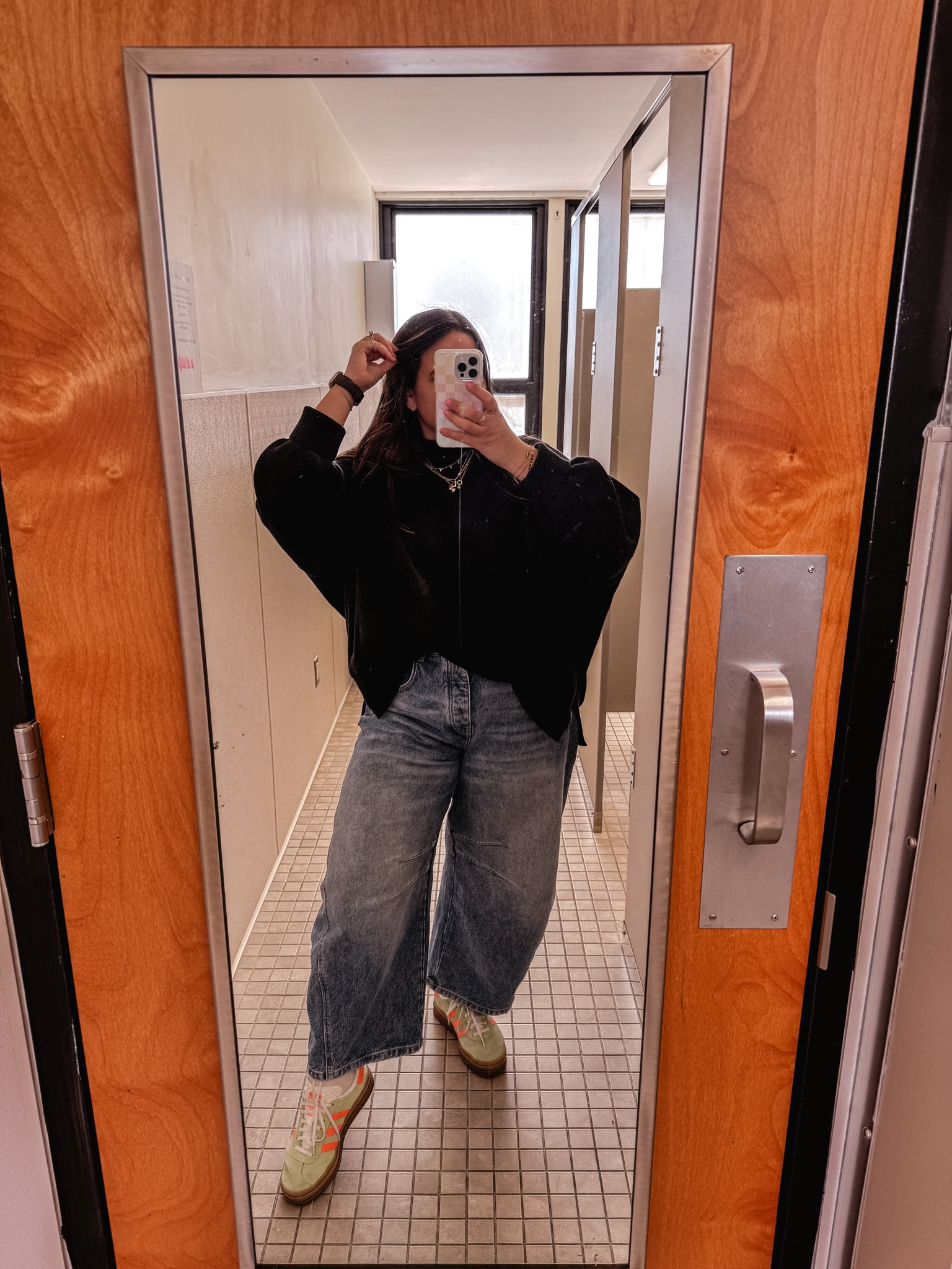 Teacher ootd 🖤

#LTKStyleTip #LTKSeasonal #LTKMidsize