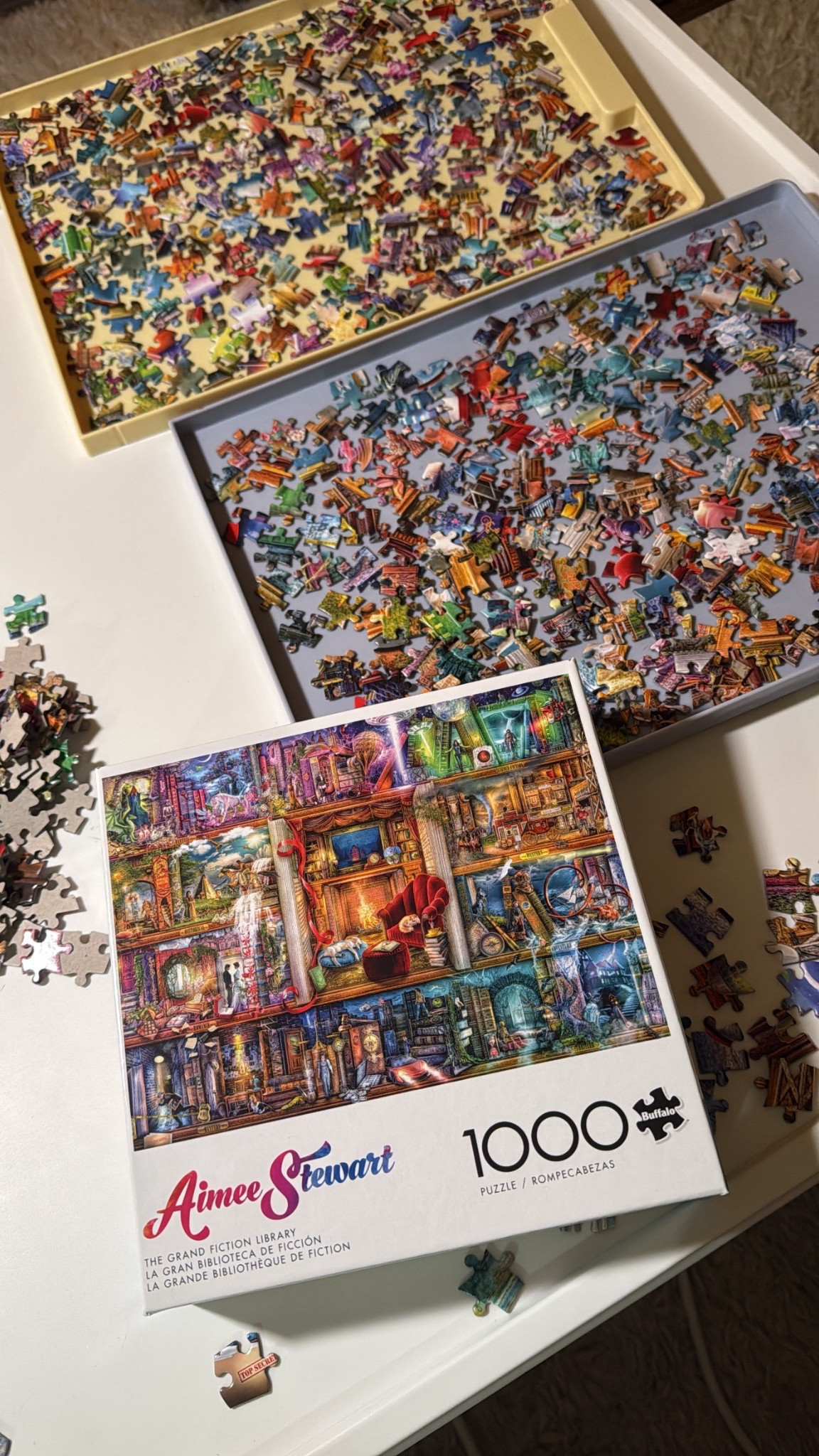 There’s a 1,000 AND 2,000 piece so I linked them both! 📚🧩🤎✨ 

#LTKHome #LTKSeasonal #LTKFamily