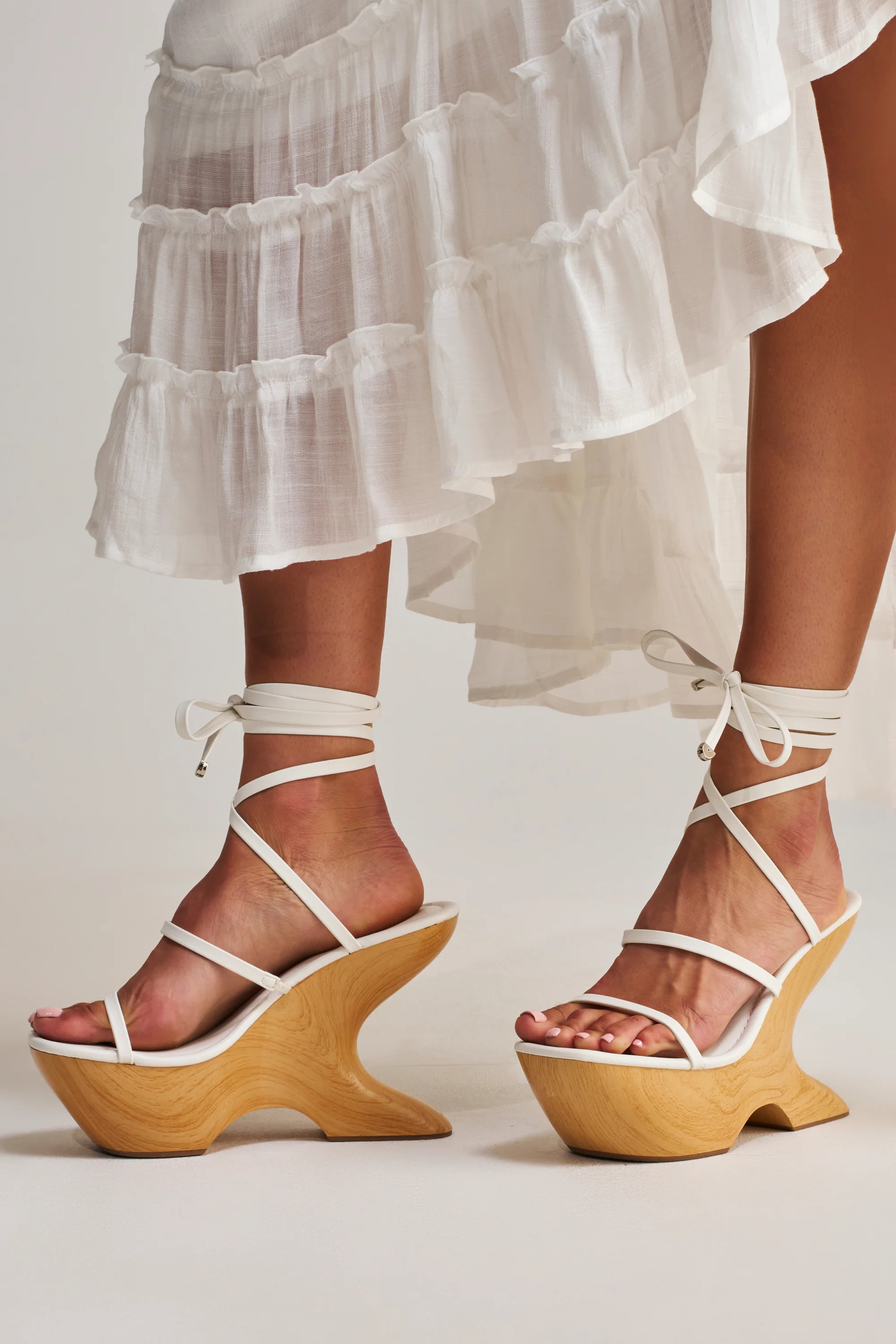 AZALEA WANG ONNI WHITE STRAPPY UPPER WOOD WEDGE | AKIRA