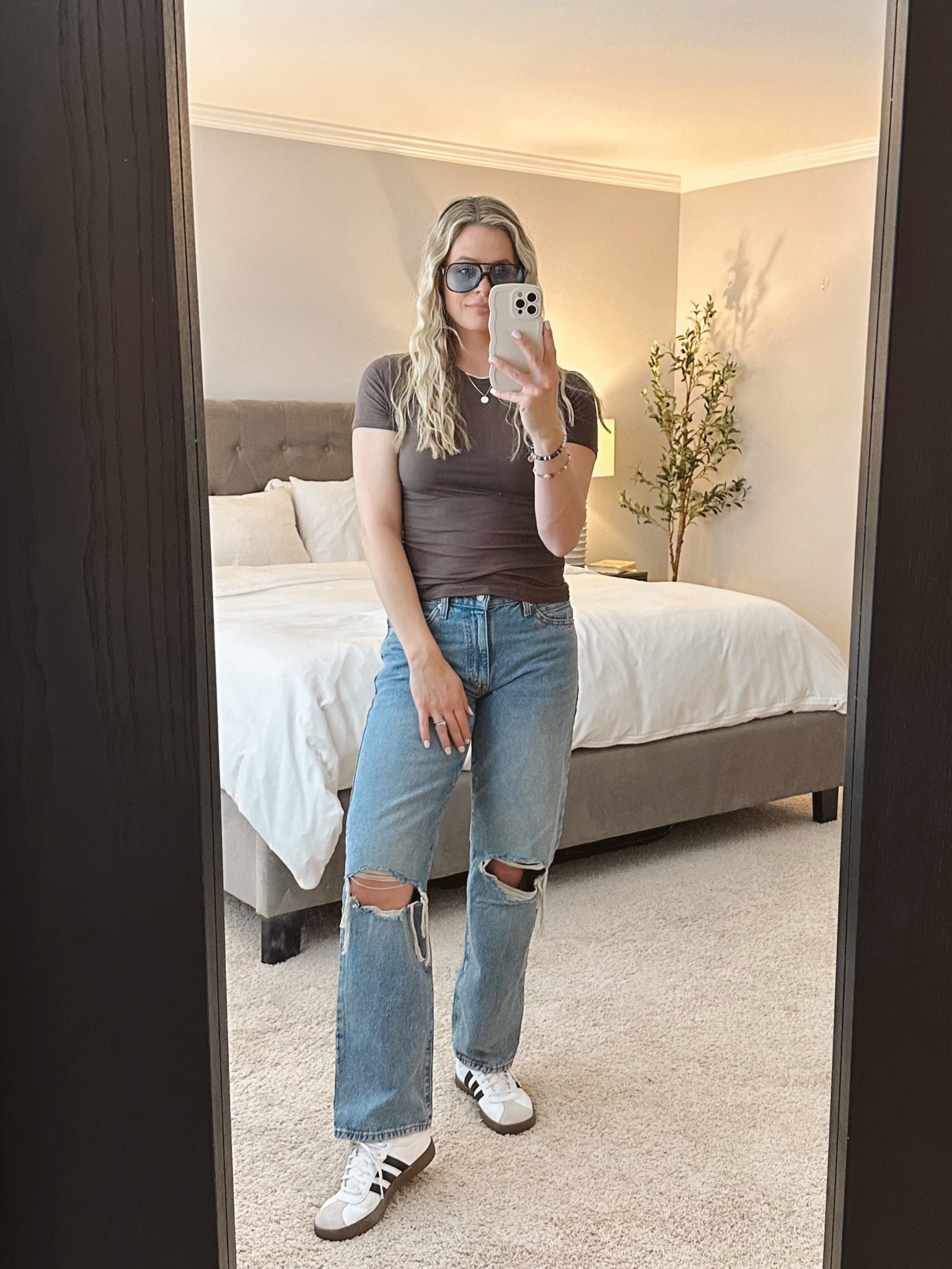 Easy everyday mama outfit inspo! This tee is such a good skimms dupe!

#LTKMidsize #LTKMostLoved #LTKWatchNow