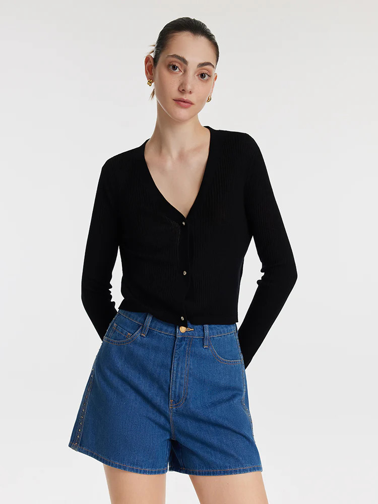 Tencel-Silk Blend Knitted V-Neck Women Cardigan | GOELIA