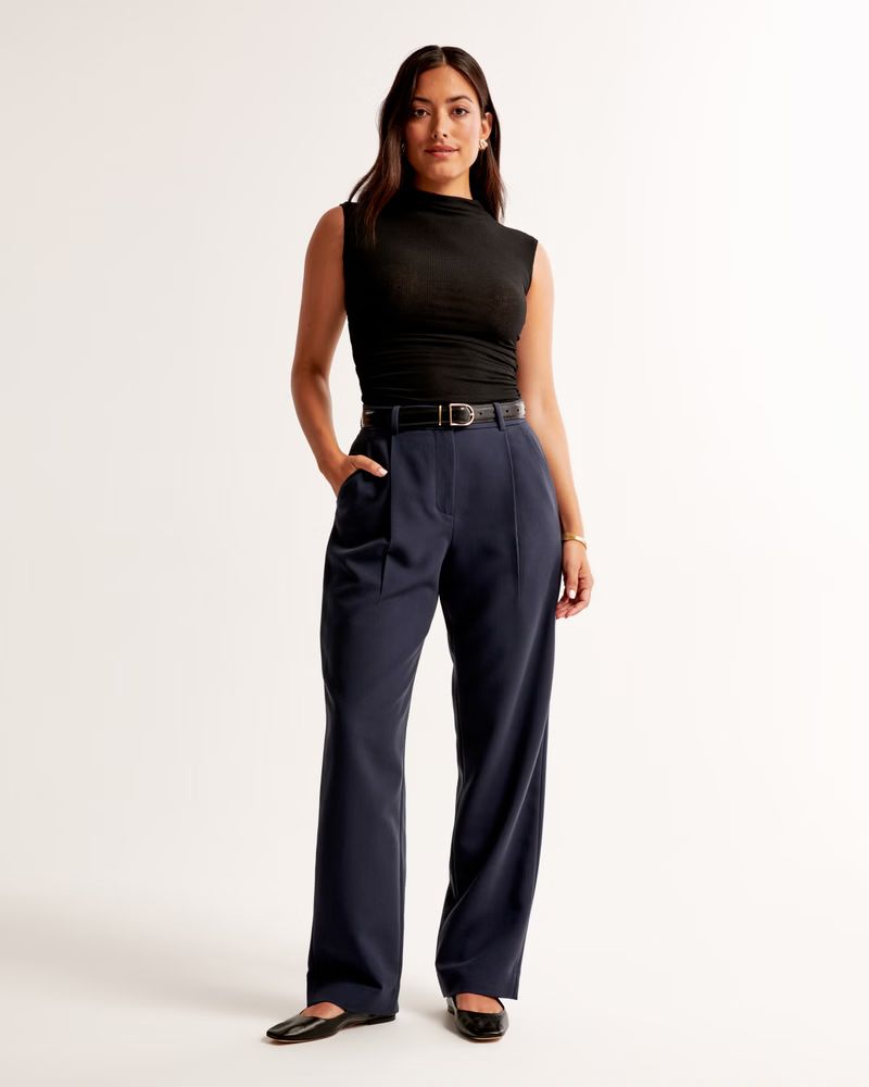 Women's Curve Love A&F Quinn Tailored Straight Pant | Women's Bottoms | Abercrombie.com | Abercrombie & Fitch (US)