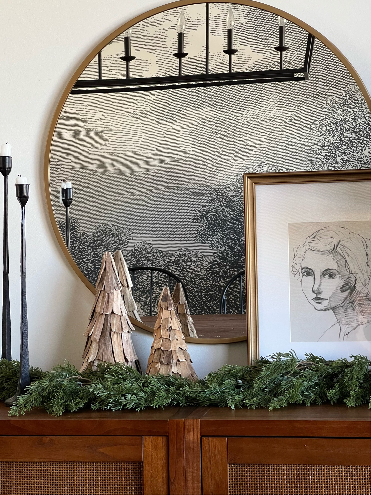 Dining room decor 

#LTKhome #LTKSeasonal #LTKHoliday