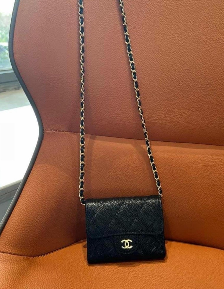 Oh my God, gorgeous the quality is so amazing 

#LTKBeauty #LTKxMadewell #LTKGiftGuide