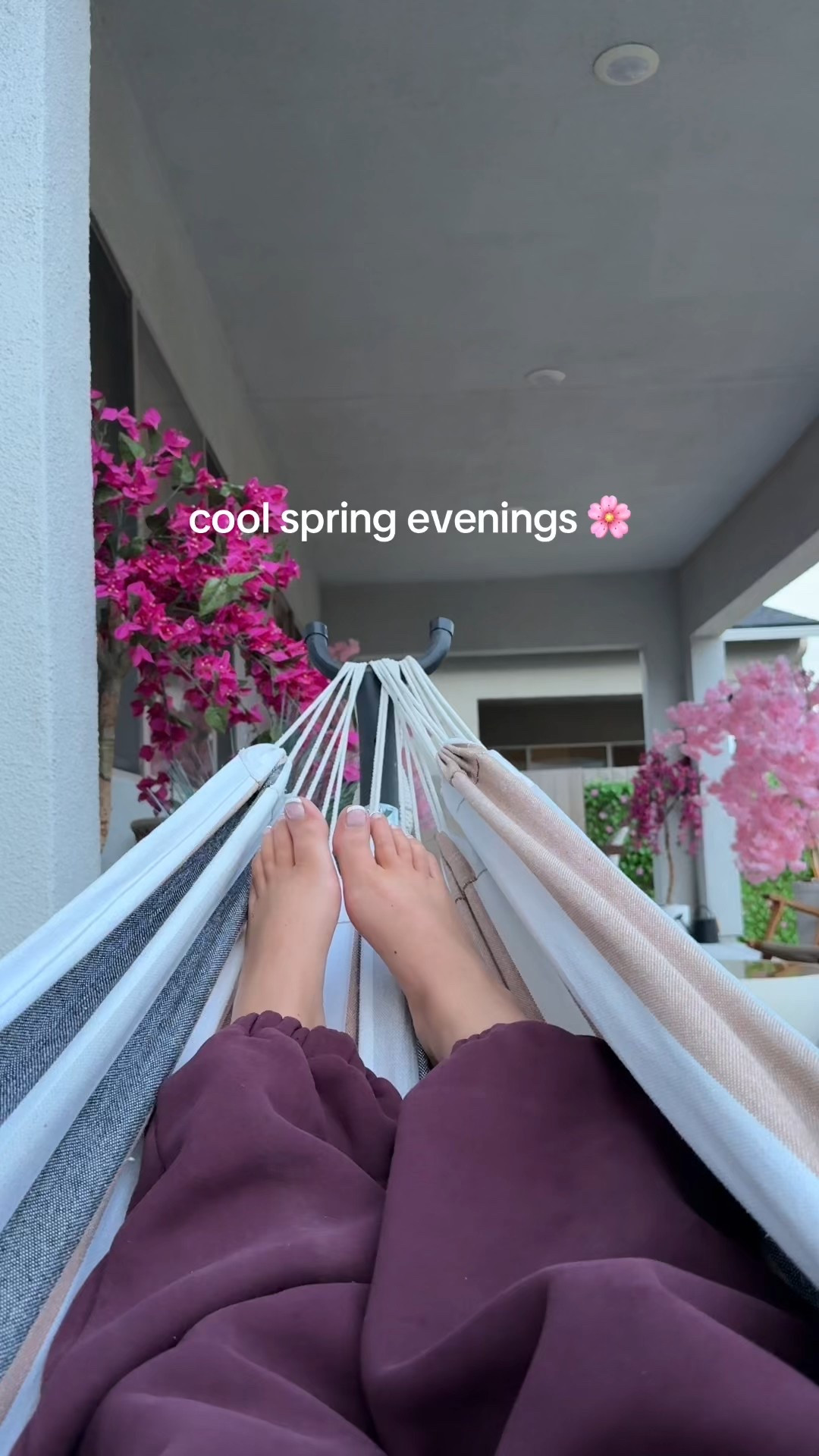 Wearing maroon in standard size xl 



#LTKSaleAlert #LTKFindsUnder50 #LTKMidsize