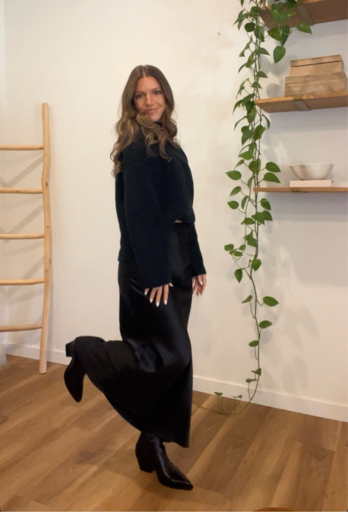 Satin Skirts!!! 🤎🖤

Y’ALL. I have been on the hunt for some good satin skirts, and I found some for $35!! I had to share!! These are both good quality in my opinion and there’s a ton of colors. I was wanting to try out satin skirts more, but not wanting to spend a lot of money, so these were perfect!! I think black and brown are two perfect colors to get for fall! 😍