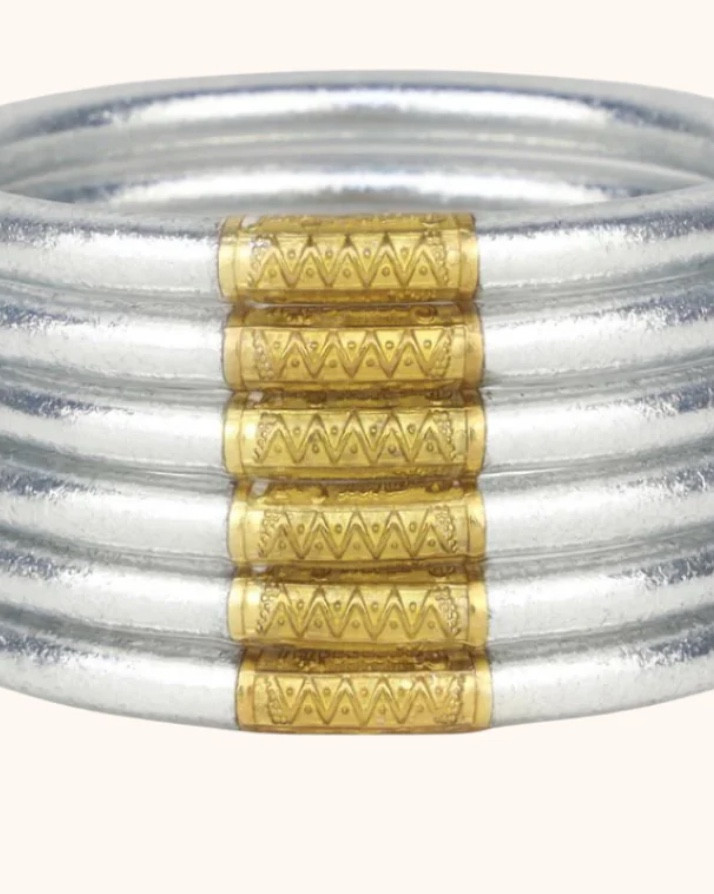 HUGE SALE!! 35% off my favorite bracelets- I wear these daily! 

#LTKSaleAlert #LTKFindsUnder100 #LTKStyleTip