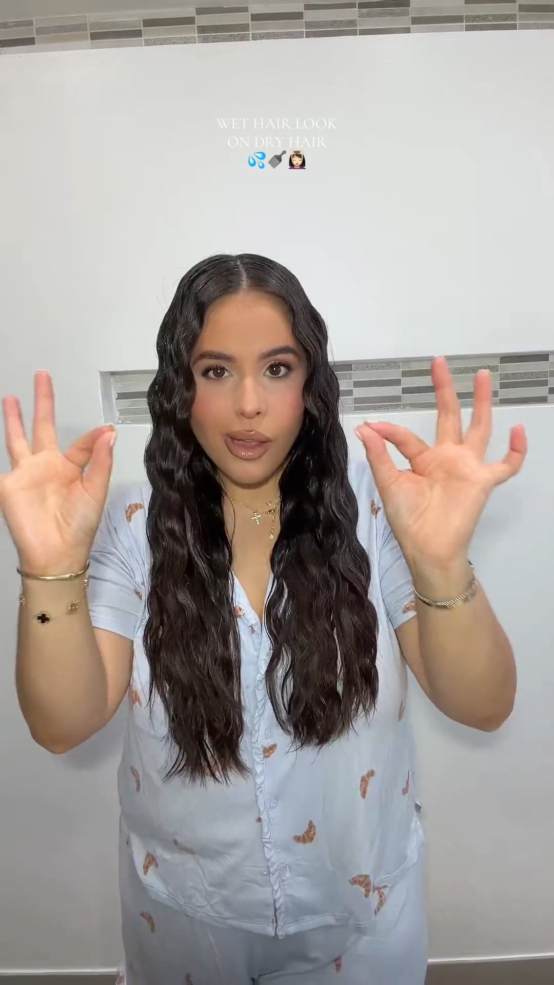 Wet hair look on dry hair! 



#LTKmomlife #LTKgrwm #LTKBeauty