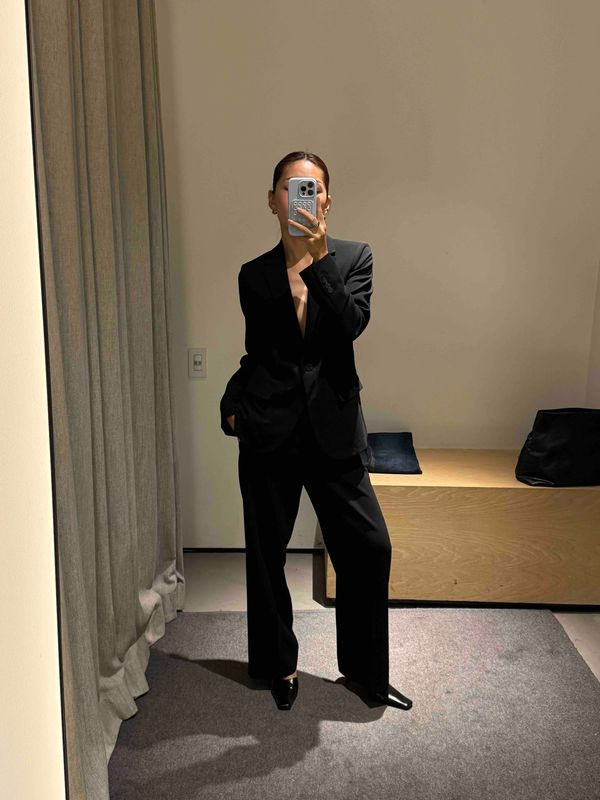 Blazer and Pants from Theory

Blazer wearing size 2 and pants 0 

 