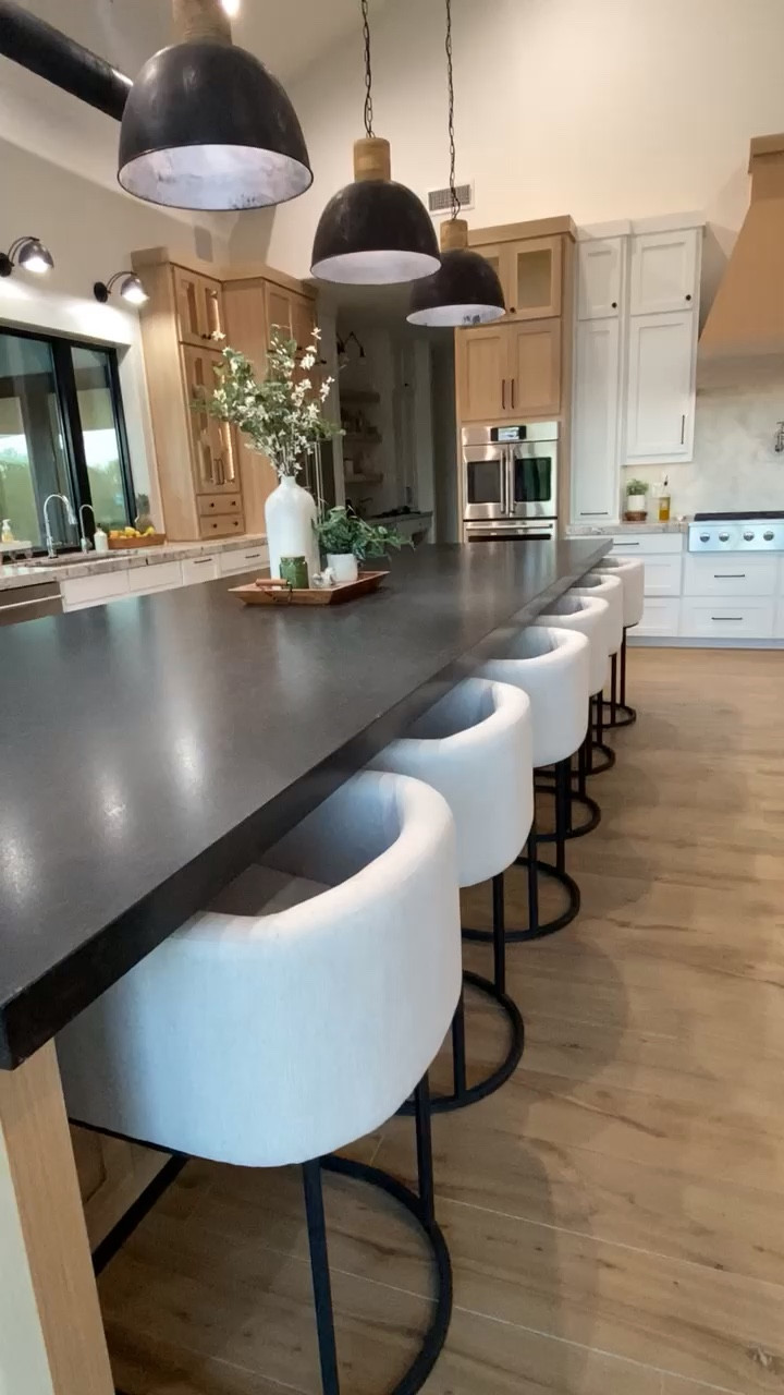 Barrel shaped bar stools, kitchen decor 

#LTKVideo #LTKHome