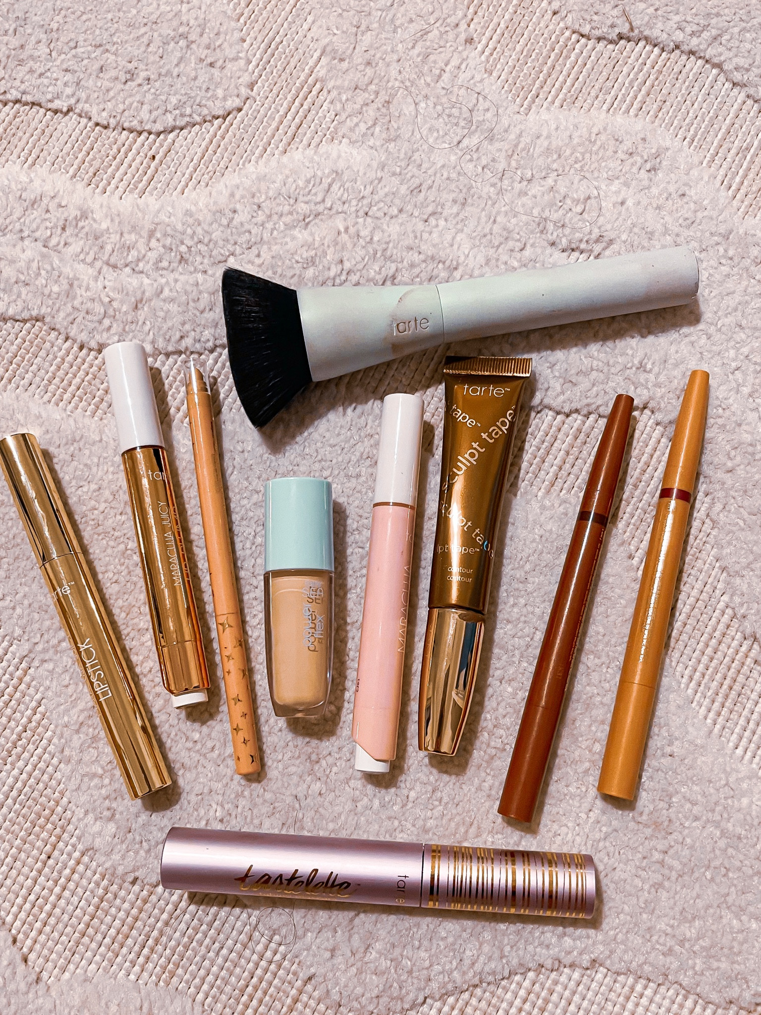 Tarte 40 % off sale starts now! Use code:CYBER for 40 % off. Shape tape- juicy lip - tarte tubing mascara - bronzer - cream eyeshadow sticks - fake awake - man eater mascara - concealer - blush - eye cream 

#LTKbeauty #LTKsalealert #LTKHolidaySale