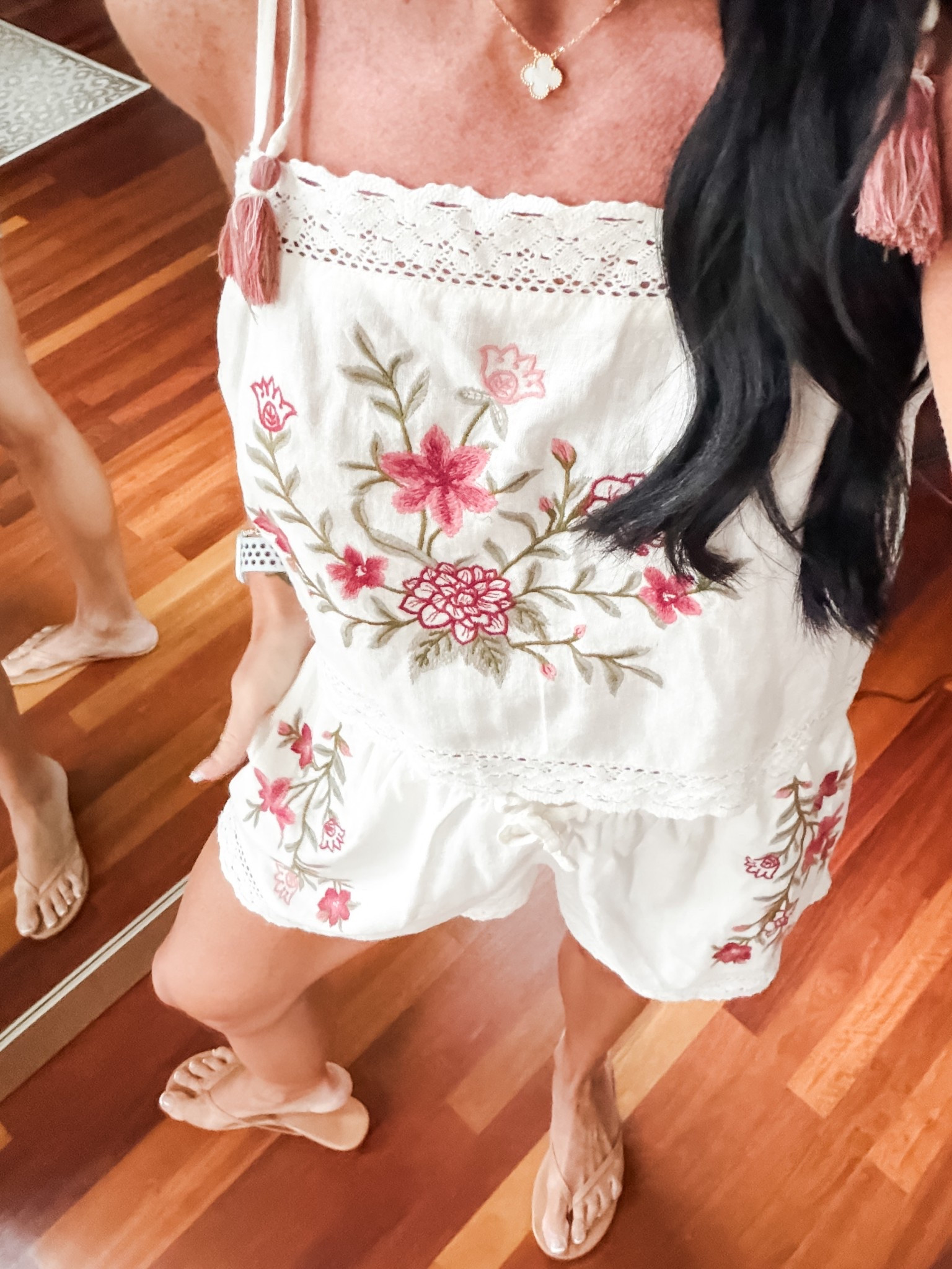 This set is so beautiful and gives farm Rio
XS shorts
Small top

#LTKTravel #LTKootd #LTKFestival