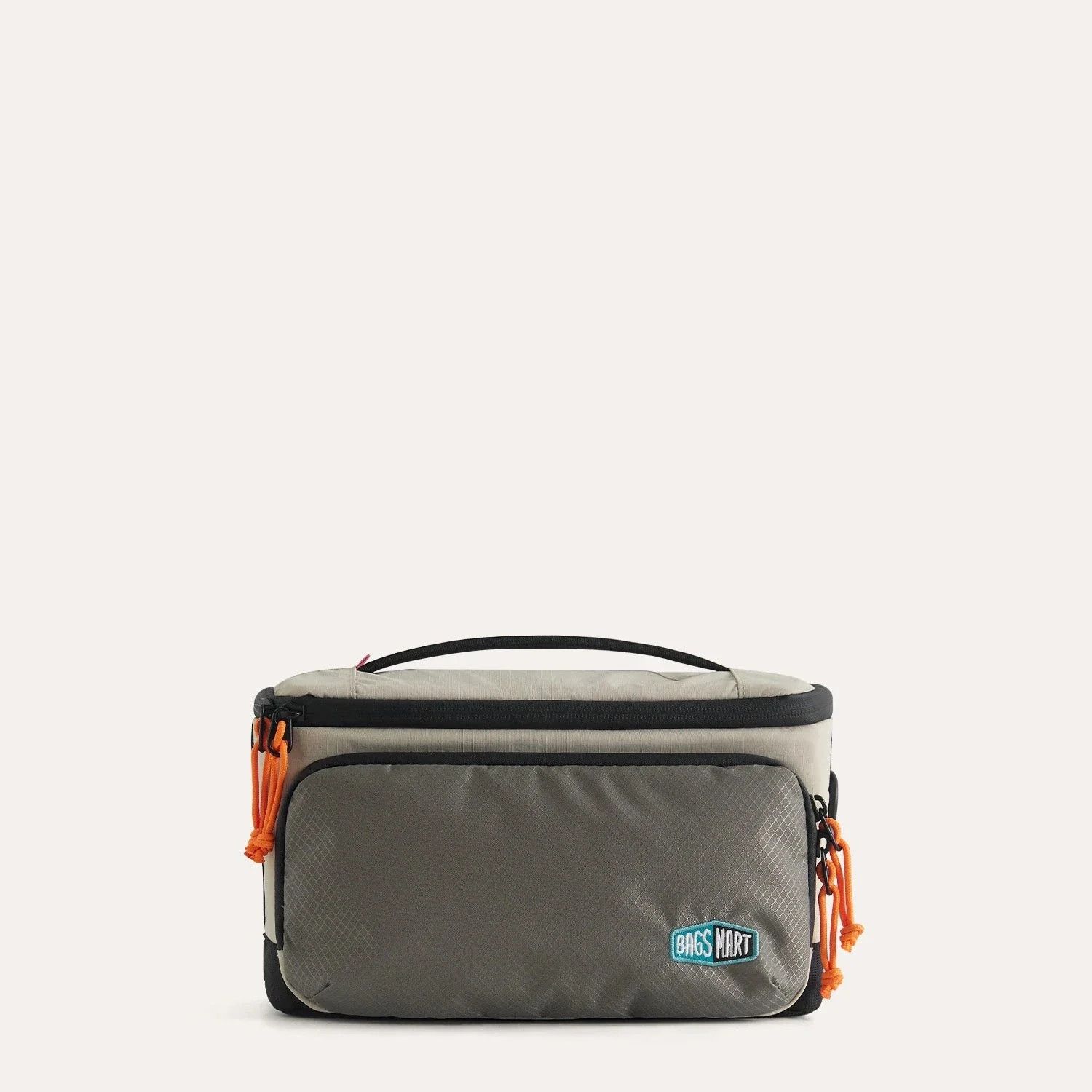 Blast 4.5L Hanging Toiletry Bag | Bagsmart (US)