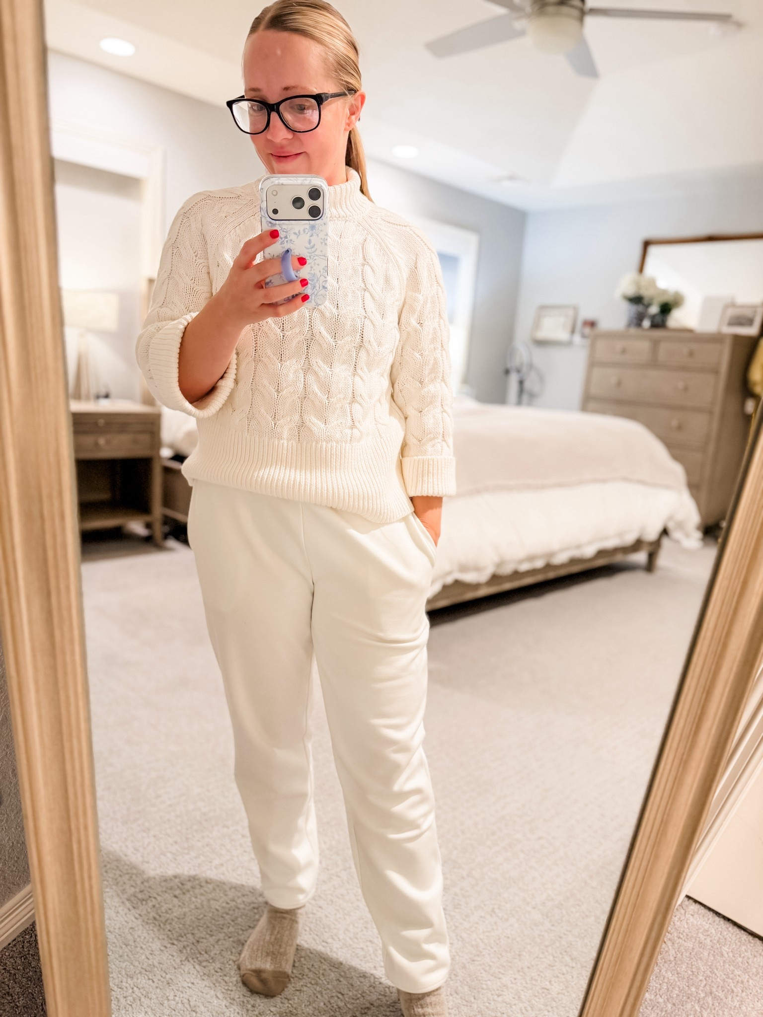 Wearing small in both this cable knit and white joggers! 25% at LOFT.

Lounge wear. Weekend outfit. Petite. Cozy outfit. 

#LTKPetite #LTKSaleAlert #LTKootd