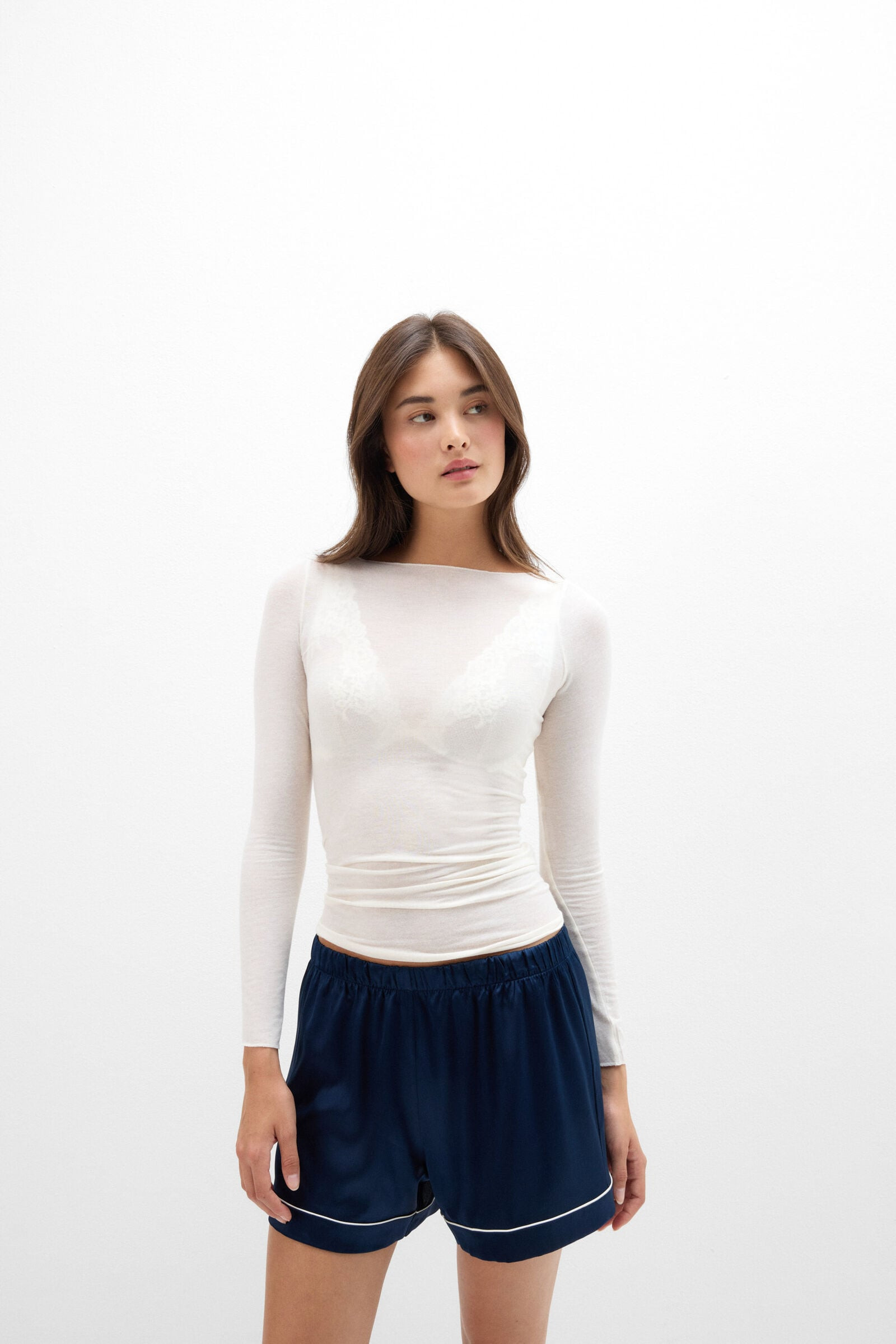 Sheer Cashmere Boat Neck Shirt | Intimissimi | Intimissimi (US)