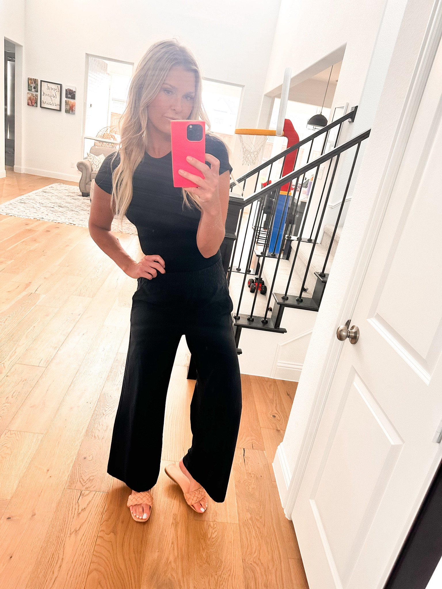 Comfy work outfit 

#LTKActive #LTKOver40