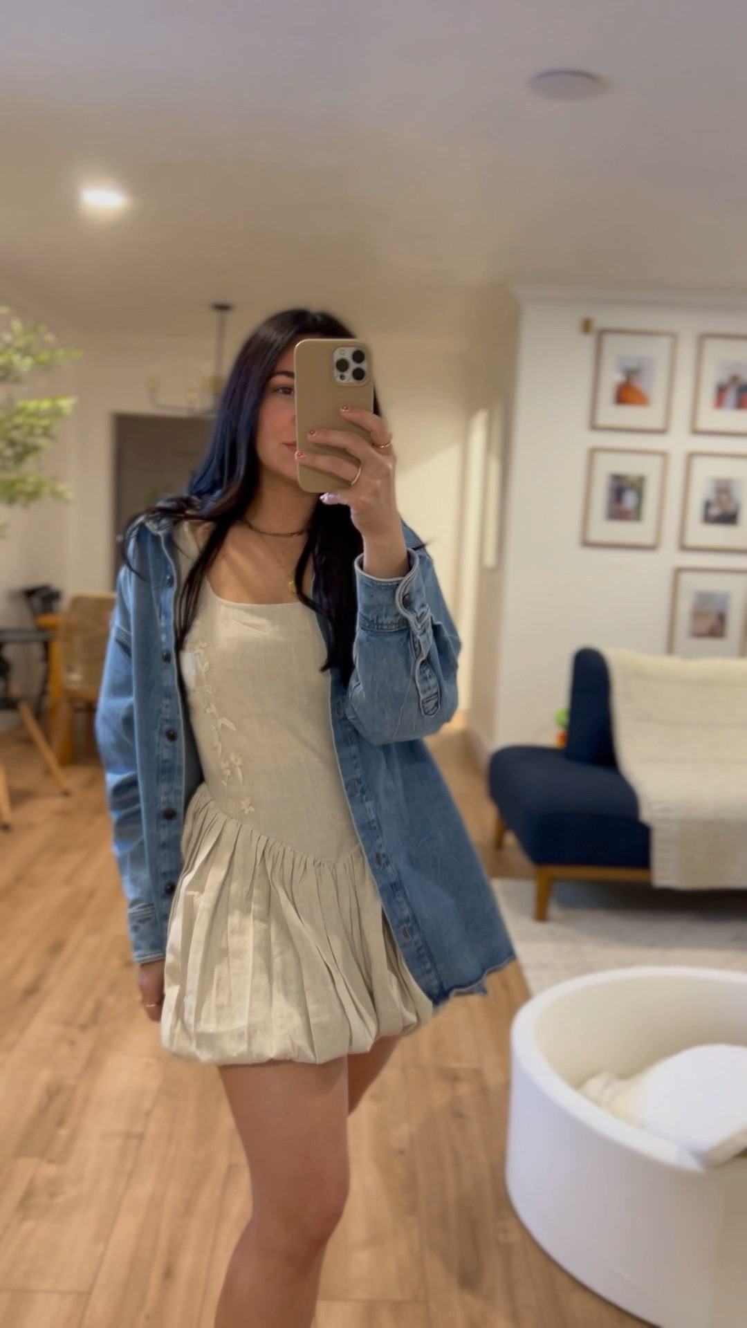 Spring has sprung! 

I’m still transitioning my closet but introducing fabrics that are perfect for the transitioning weather! Like this linen dress with floral details 💙

#LTKSeasonal #LTKPetite #LTKStyleTip