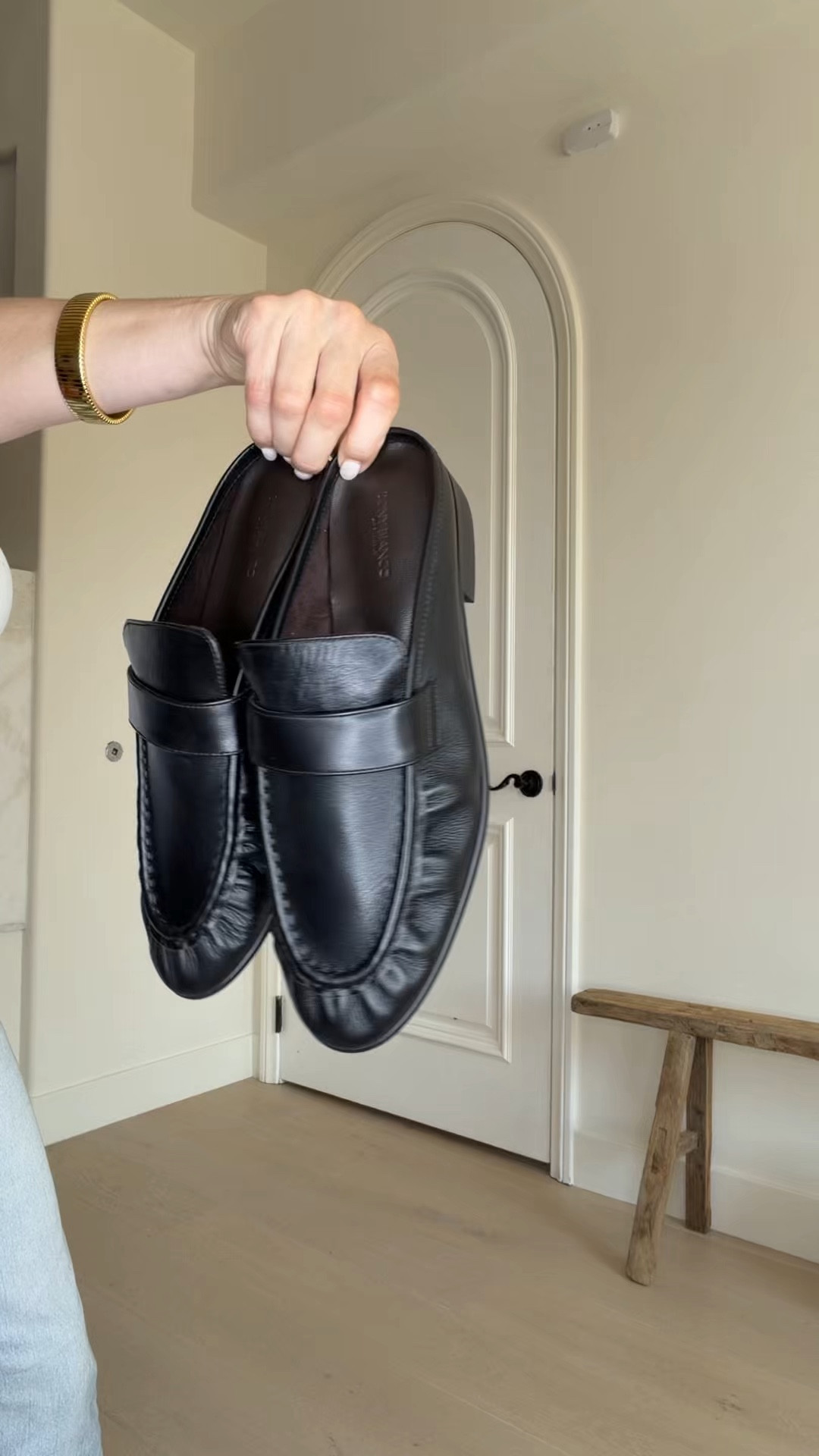 Black leather loafer mules. Perfect for spring and summer! You can style these so many ways. Great trendy piece to add to your wardrobe in 2026 

#LTKWorkwear #LTKgrwm #LTKootd