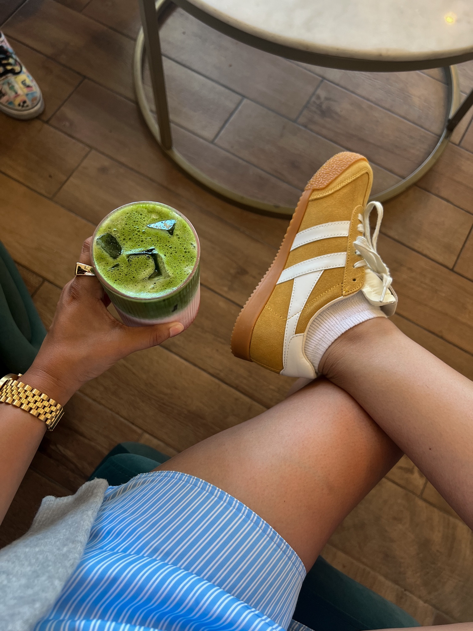 Can’t link exact color for shoes but exact style, tts 