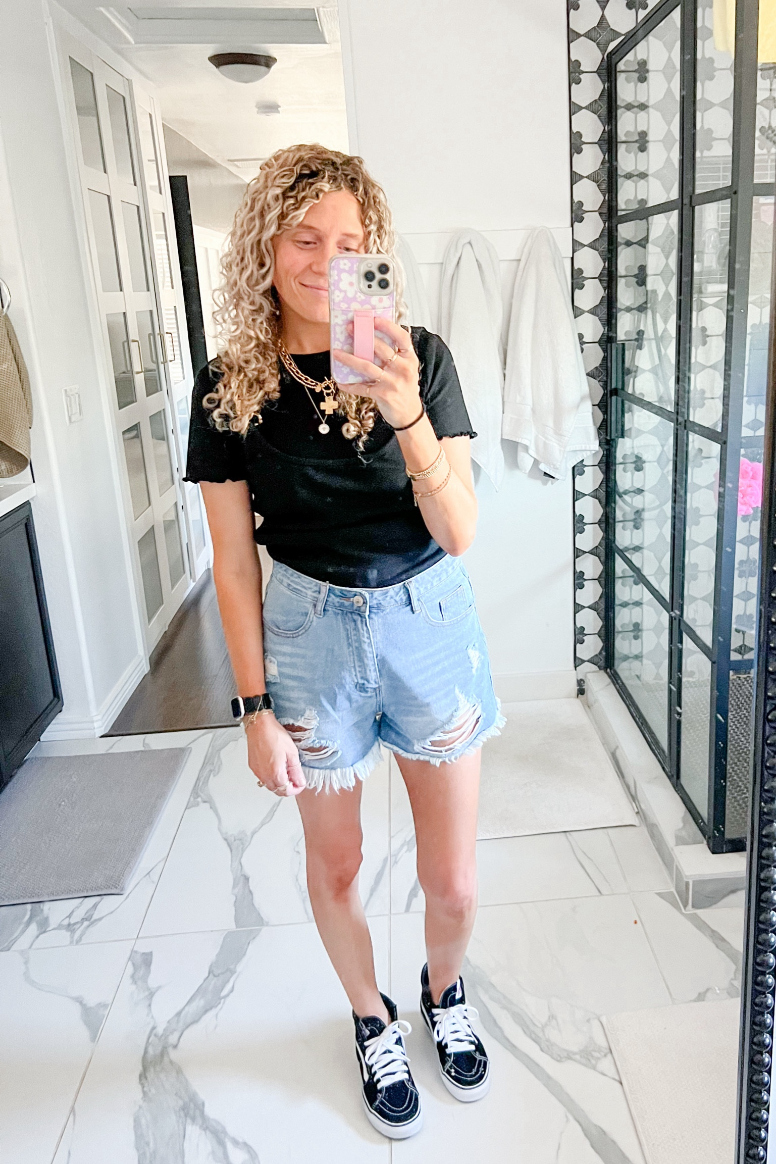 Weekend errands 🖤

#LTKShoeCrush #LTKStyleTip #LTKFindsUnder50