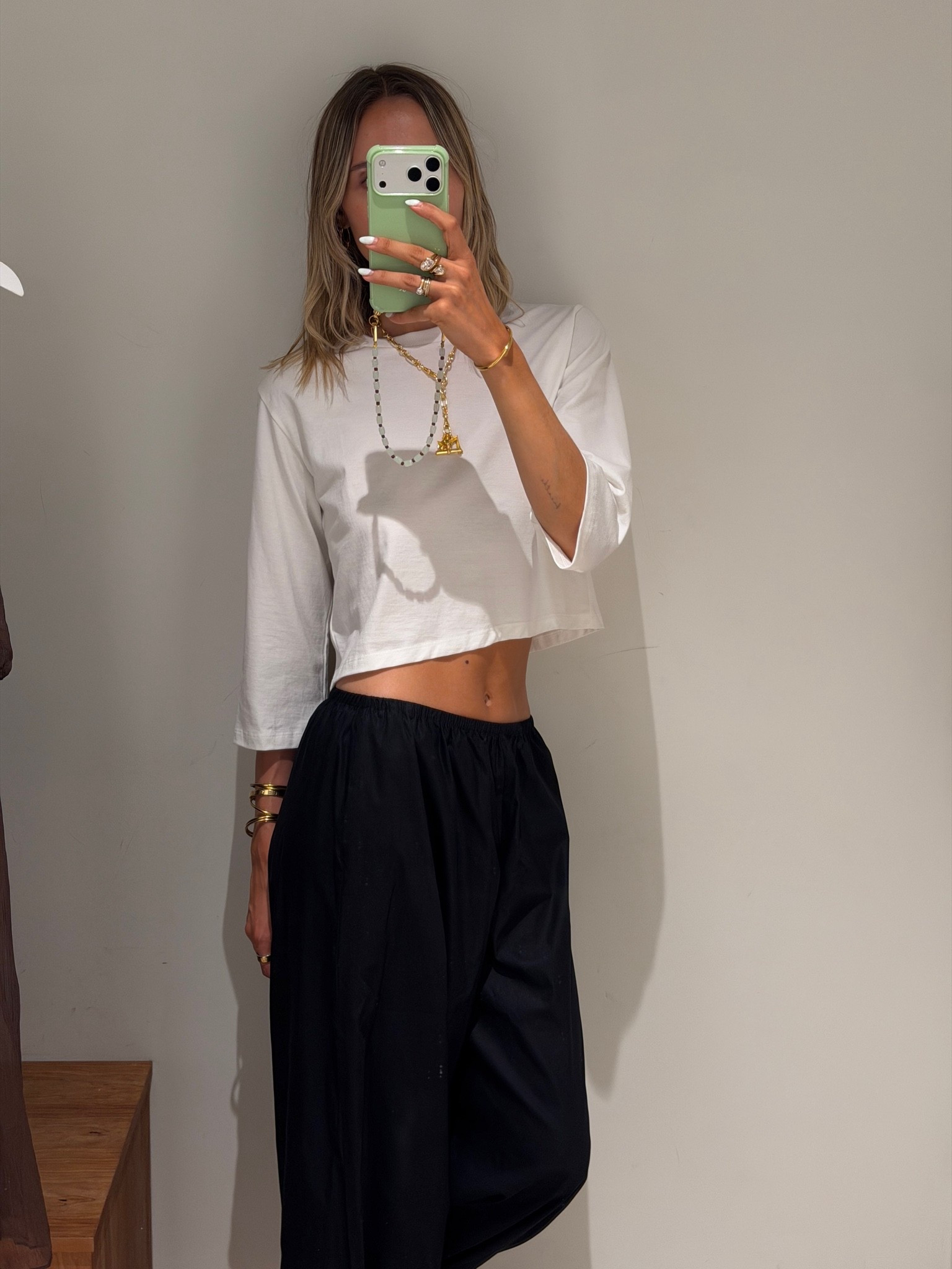Don't sleep on @Reformation basics


Transitional dressing, white tshirt

#LTKFashionMonth #LTKuk #LTKautumn