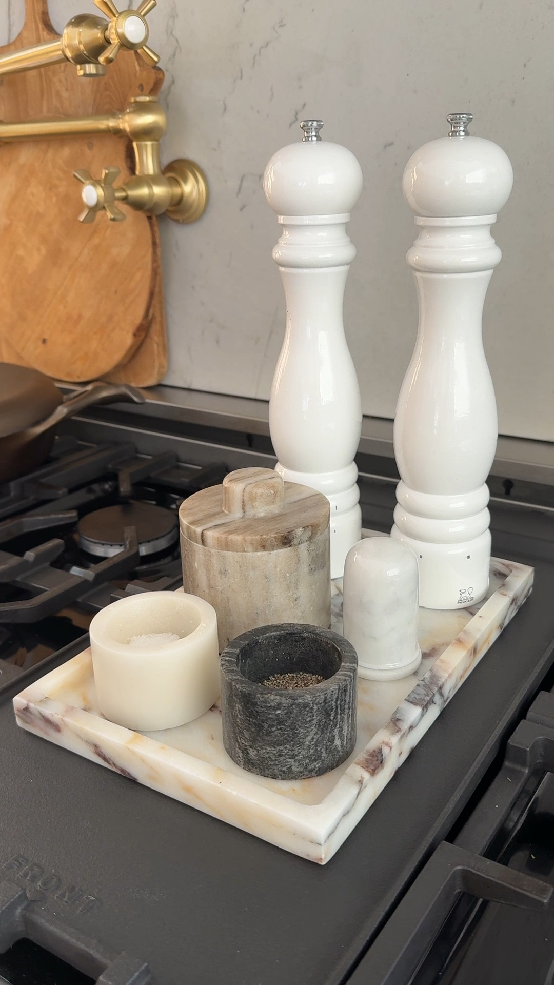 COOKING \ kitchen range setup🤌🏻

Home
Decor
Amazon
Target 

#LTKFindsUnder50 #LTKHome #LTKWatchNow