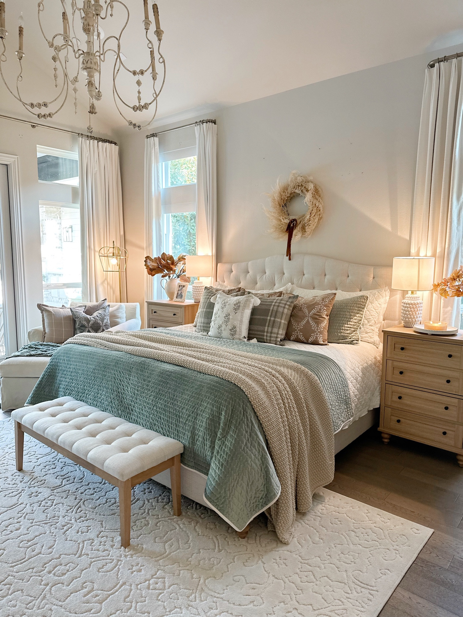 Fall bedroom decor 

#LTKSeasonal #LTKHalloween #LTKhome