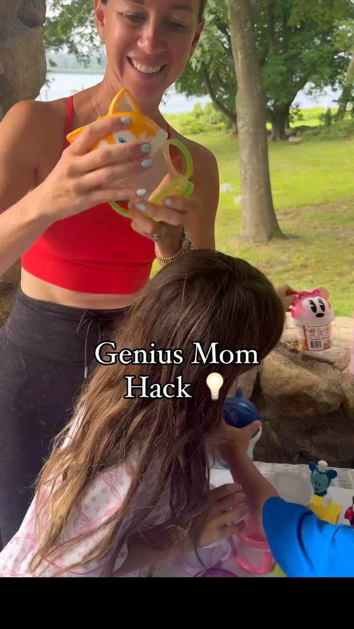 GENIUS REUSABLE *MOM HACK*💡Save this one!! My families loves these tops and they fit directly on all our snack container and water bottles!! So genius!!💡 

LIKE + COMMENT - “links” - for links to the snack containers and water bottles my family loves! Plus some of these character snacks 

Follow me @athomewith.shannon for all my favorite tips and tricks! #momhacks #momhack #tipsandtricks #hacks #momhacks #parentinghacks #parentingtips #momsofinstagram