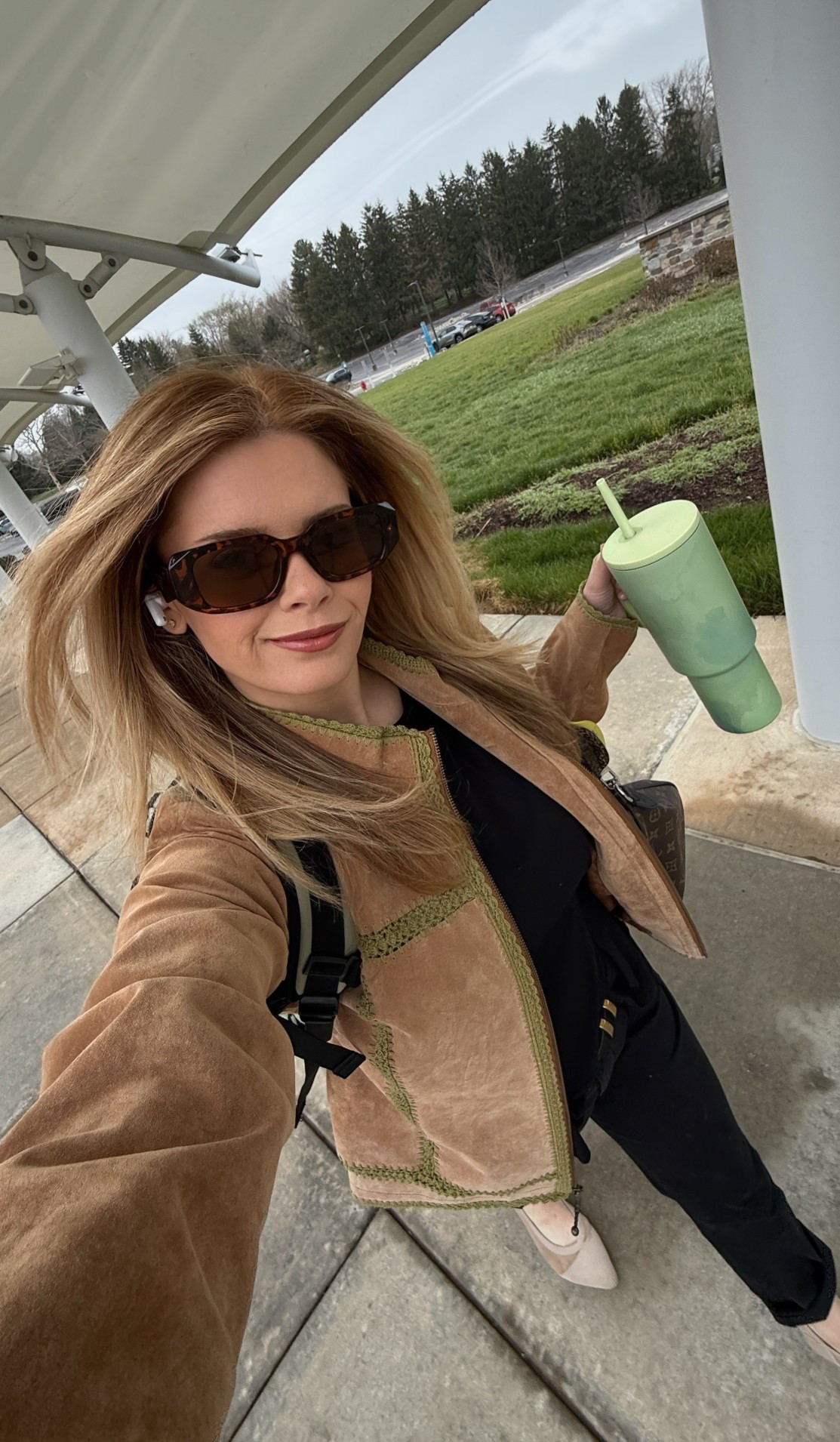 #CBK inspired work outfit. #workwear #springoutfit #casualworkwear

#LTKdayinmylife #LTKootd #LTKWorkwear