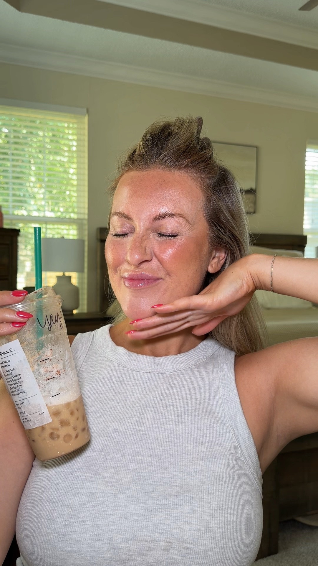 5 min mommy makeup!

#LTKgrwm #LTKmorningroutine #LTKselfcare