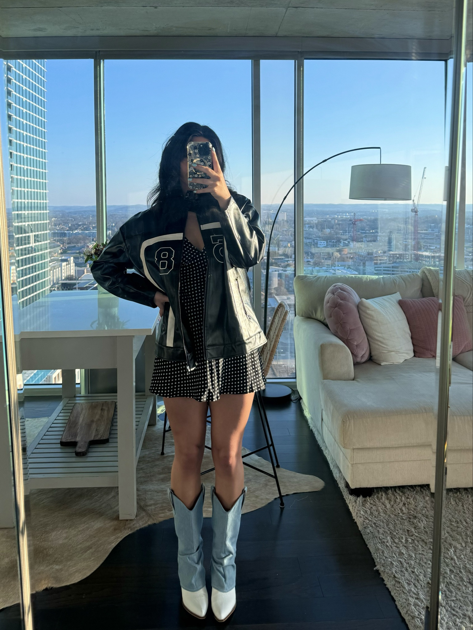 Girls night out OOTN 🖤 wearing a L in both 

#LTKstyletip #LTKU #LTKparties