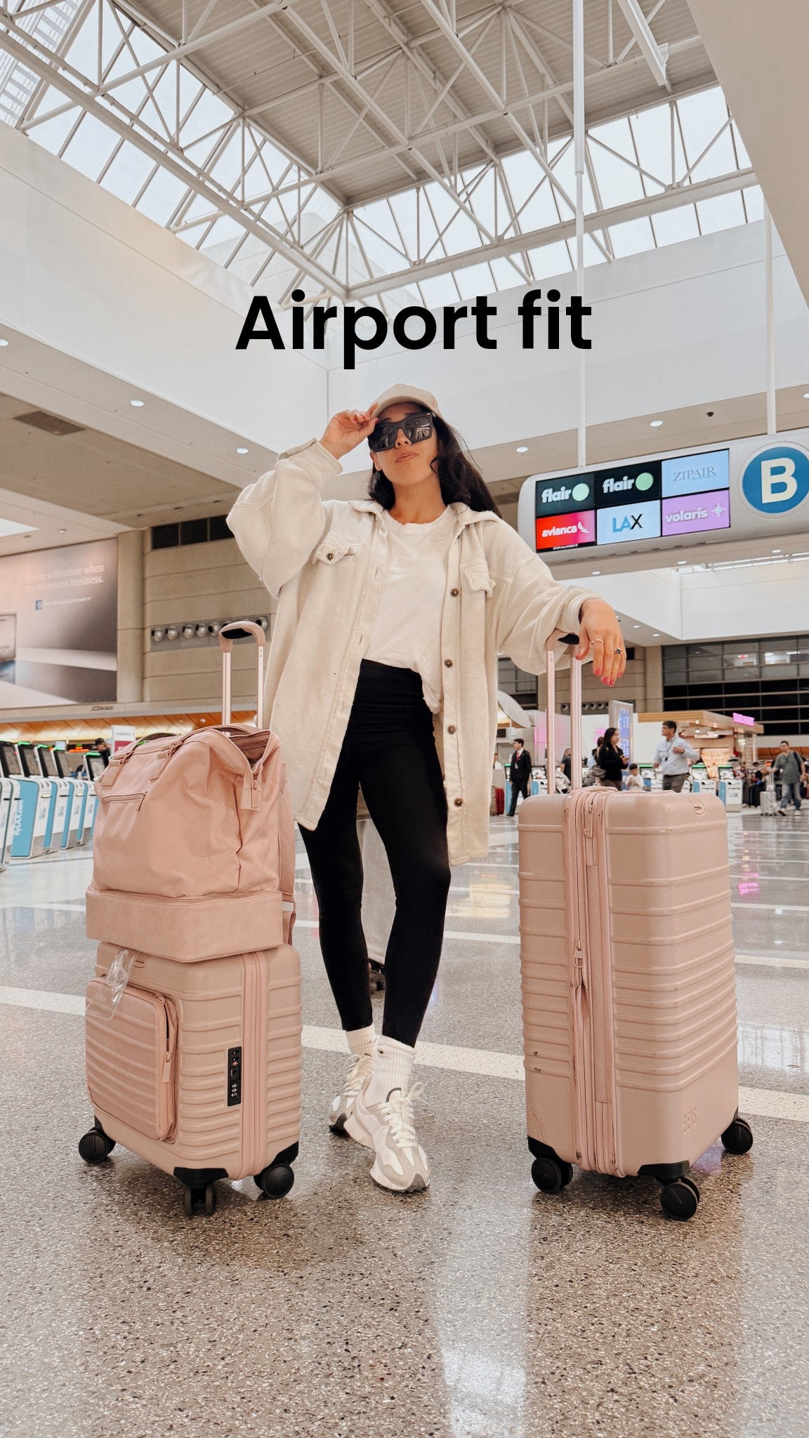 Long flight airport fit and my favorite full suitcase set 

#LTKActive #LTKStyleTip