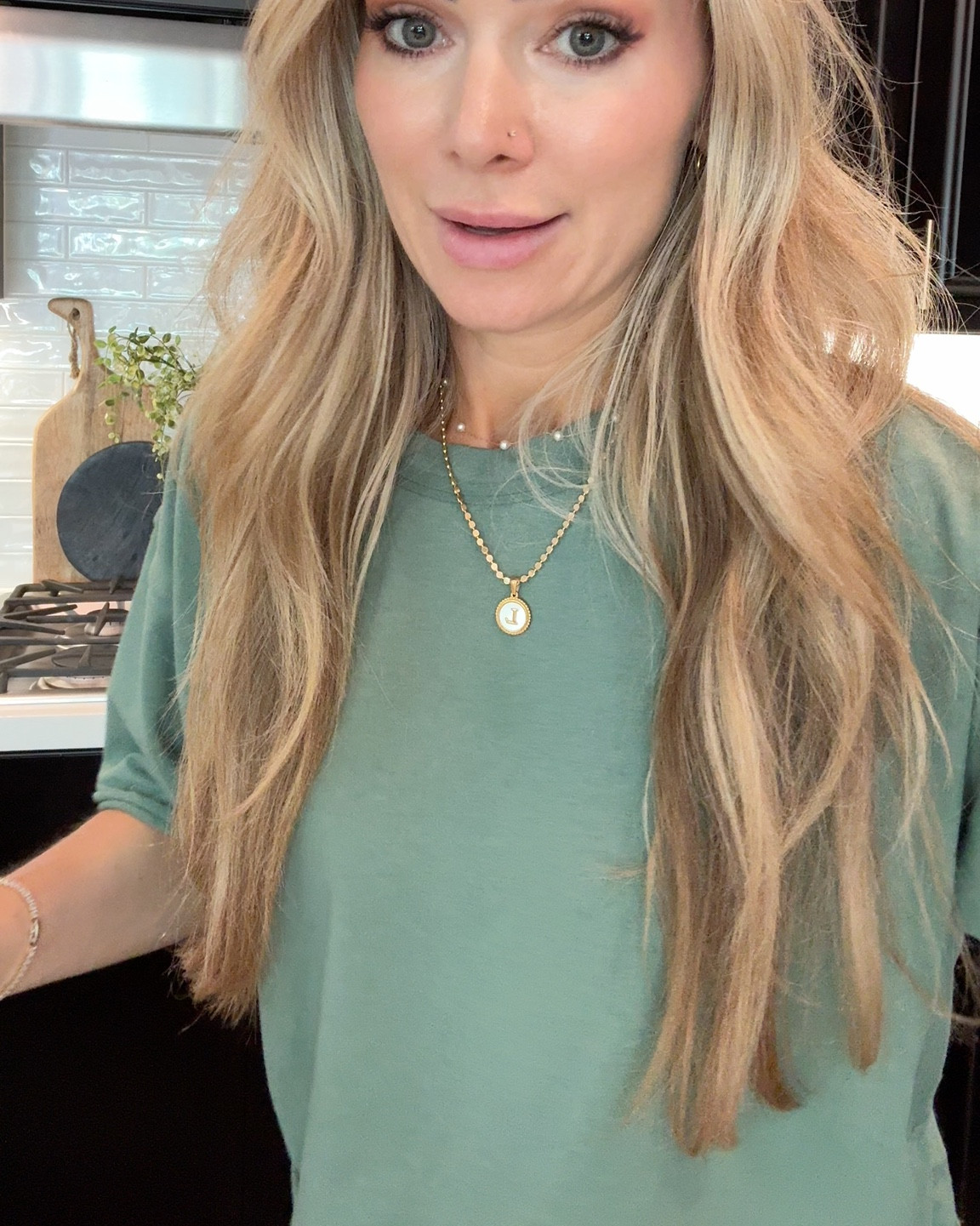 Deal of the day on quay sunglasses BOGOFREE!!! 

#LTKSeasonal #LTKStyleTip #LTKSaleAlert